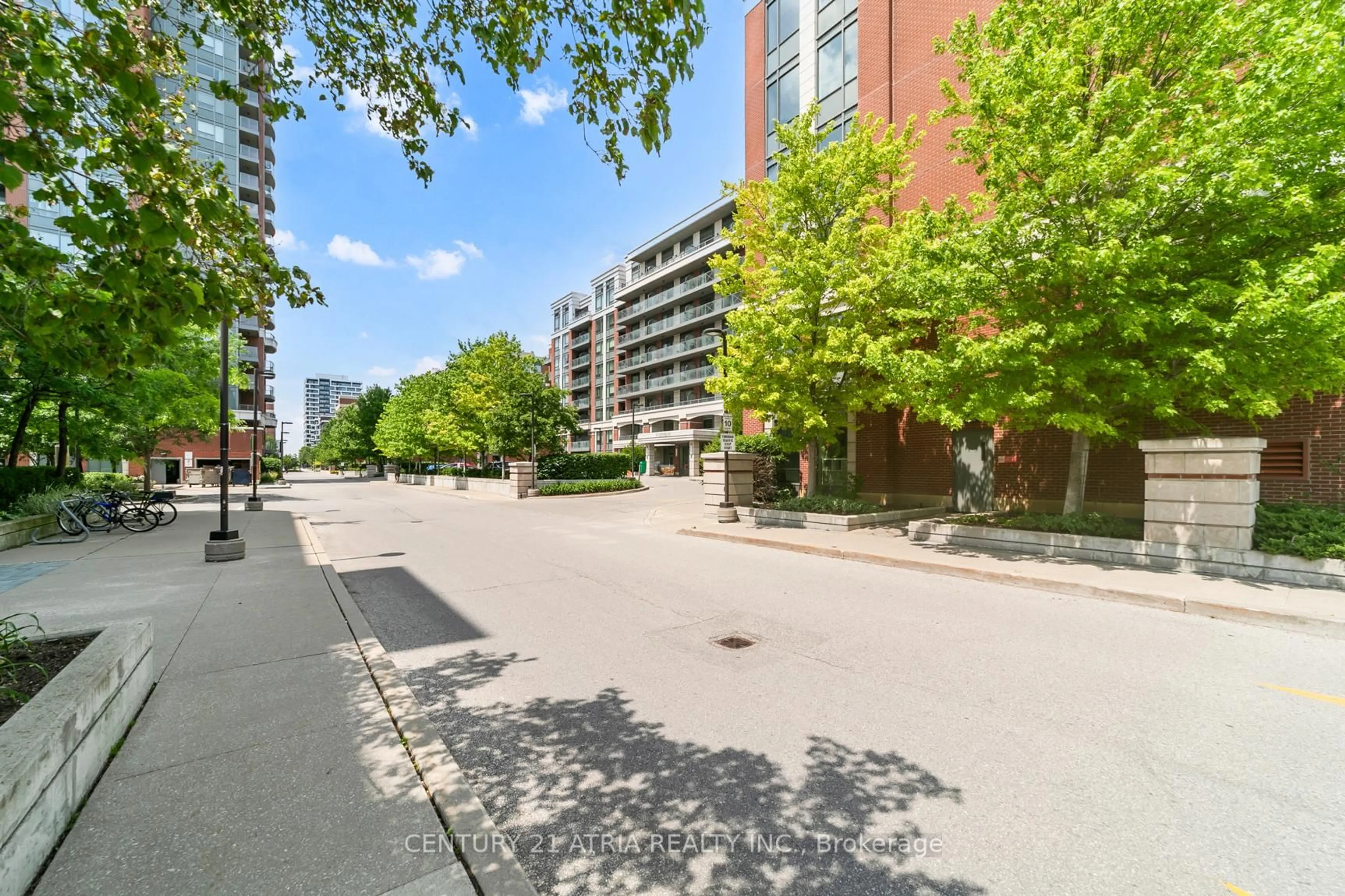 Patio, street for 8228 Birchmount Rd #307, Markham Ontario L3R 1A6