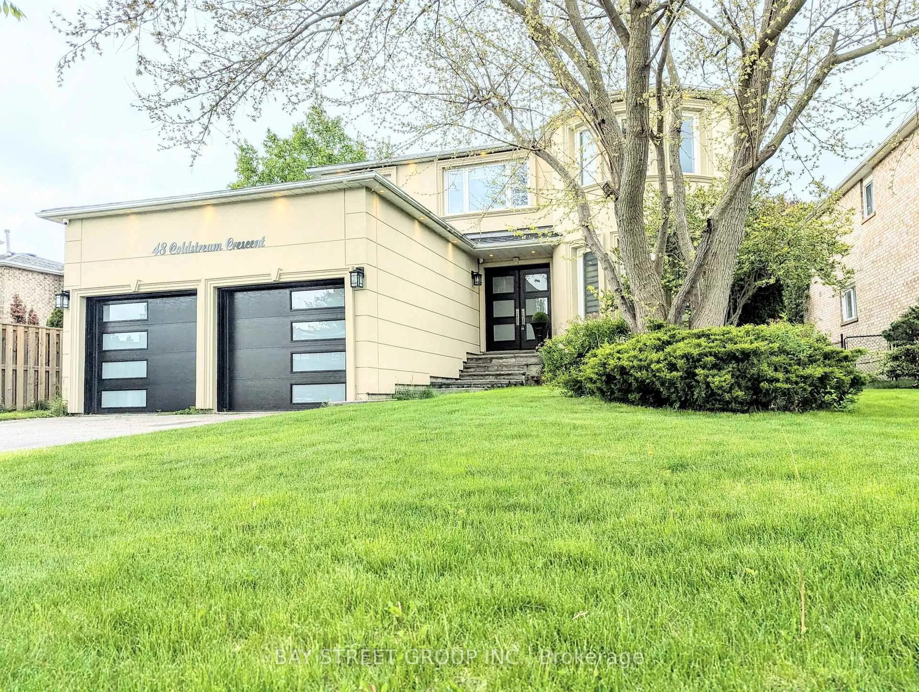 Home with brick exterior material, street for 48 Coldstream Cres, Richmond Hill Ontario L4S 1E5