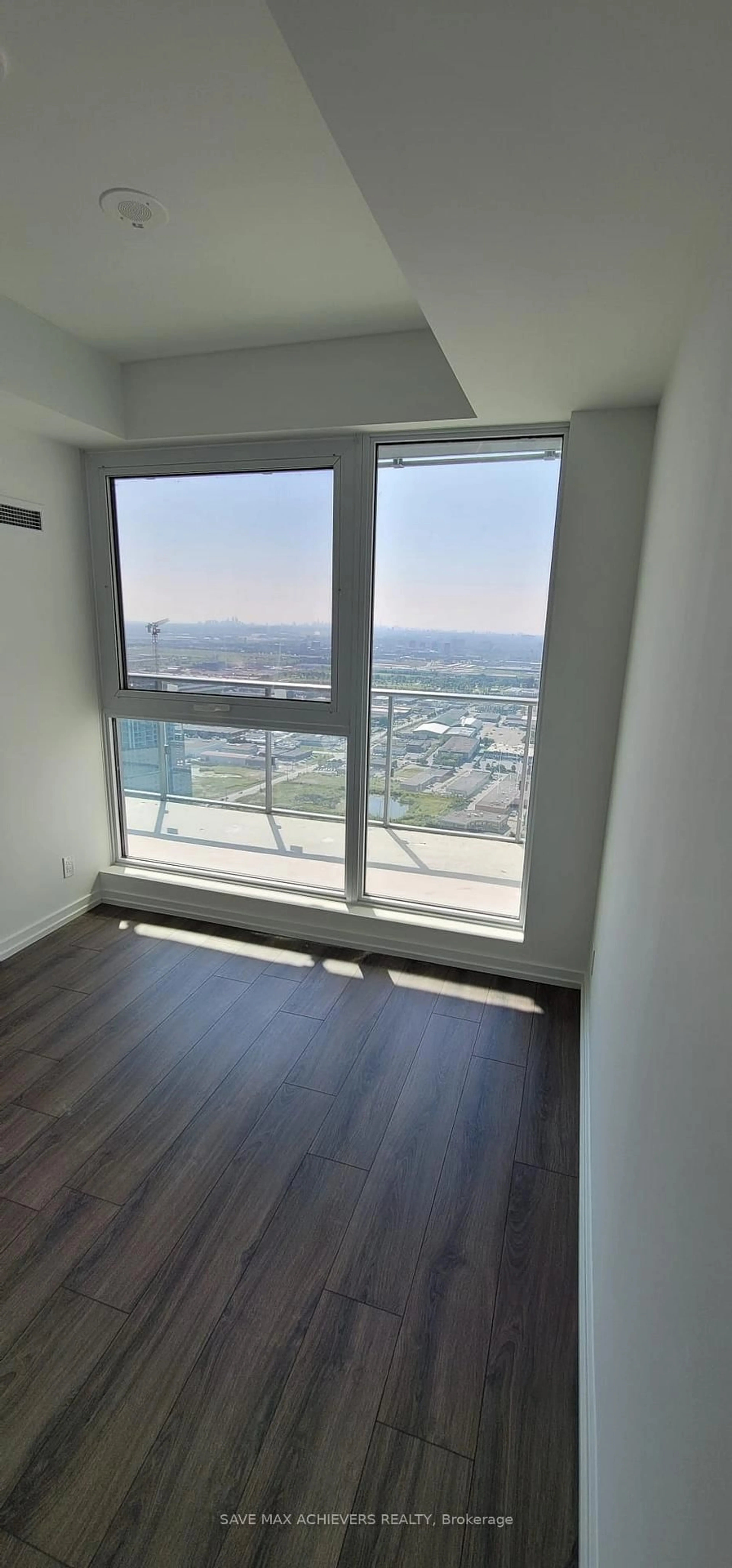 A pic of a room for 7890 Jane St #5201, Vaughan Ontario L4K 0K9