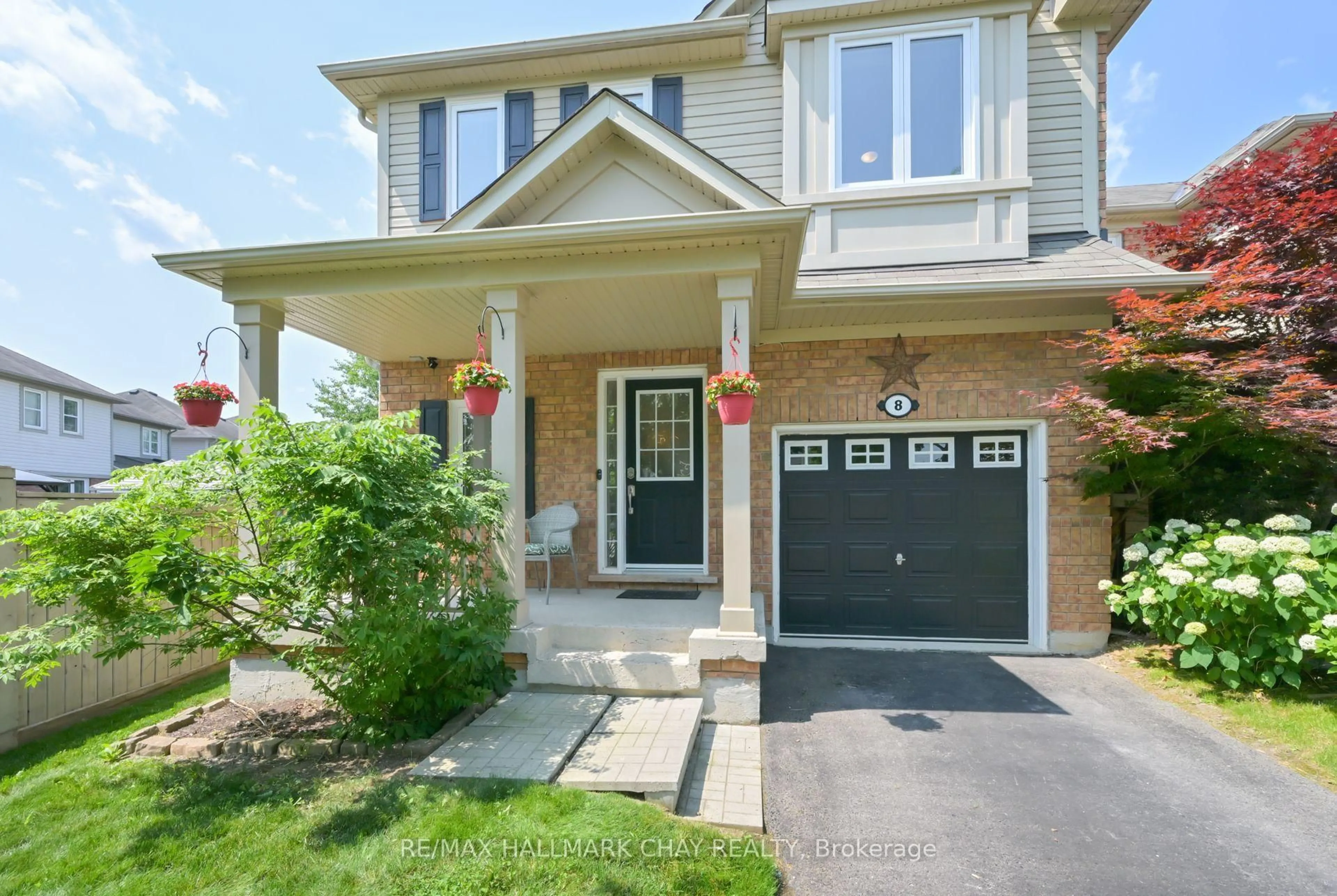 Unknown for 8 Riley Rd, New Tecumseth Ontario L9R 0E7