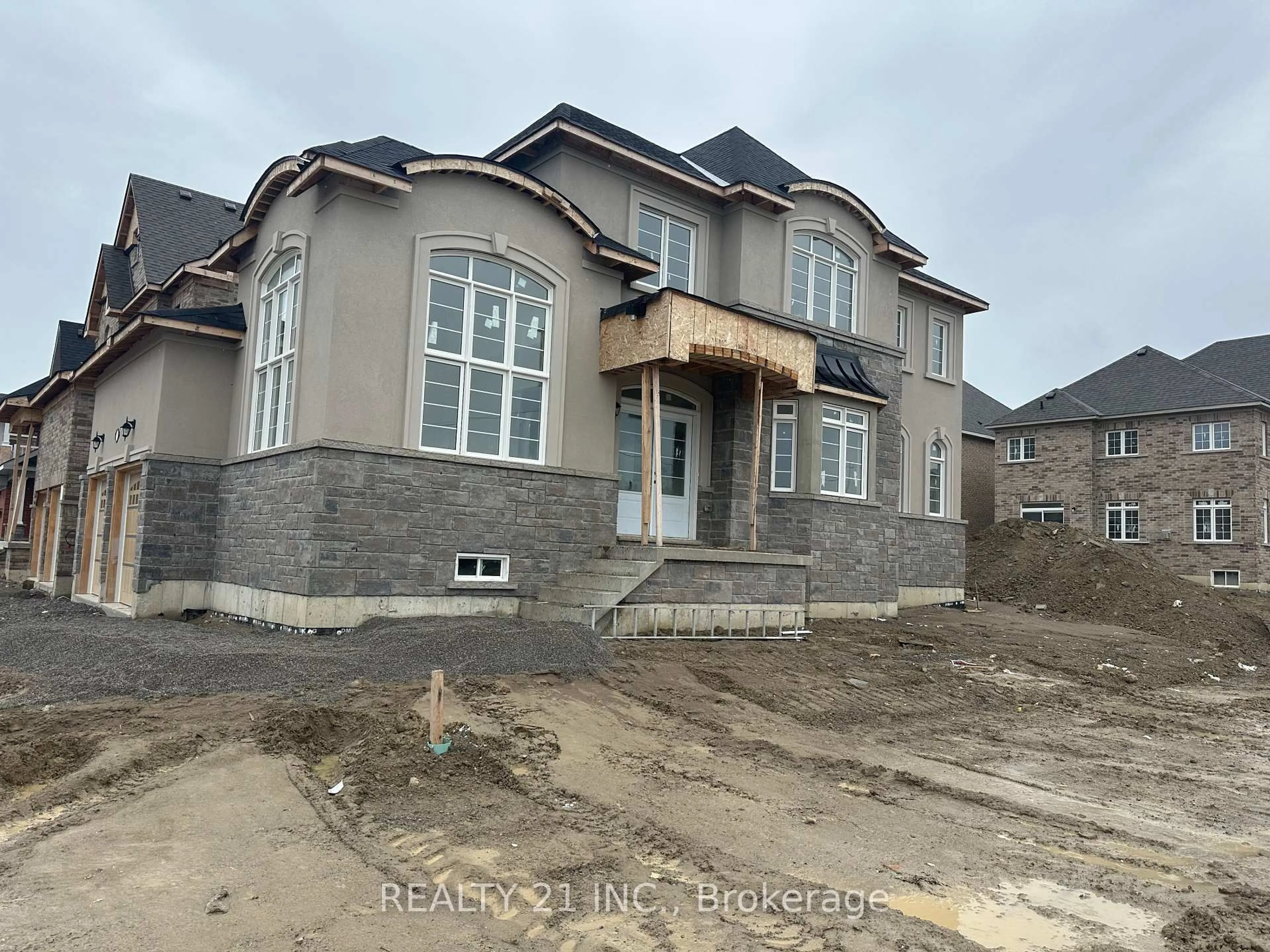 Home with brick exterior material, building for 1 Wayne Allison Dr, Georgina Ontario L0E 1R0