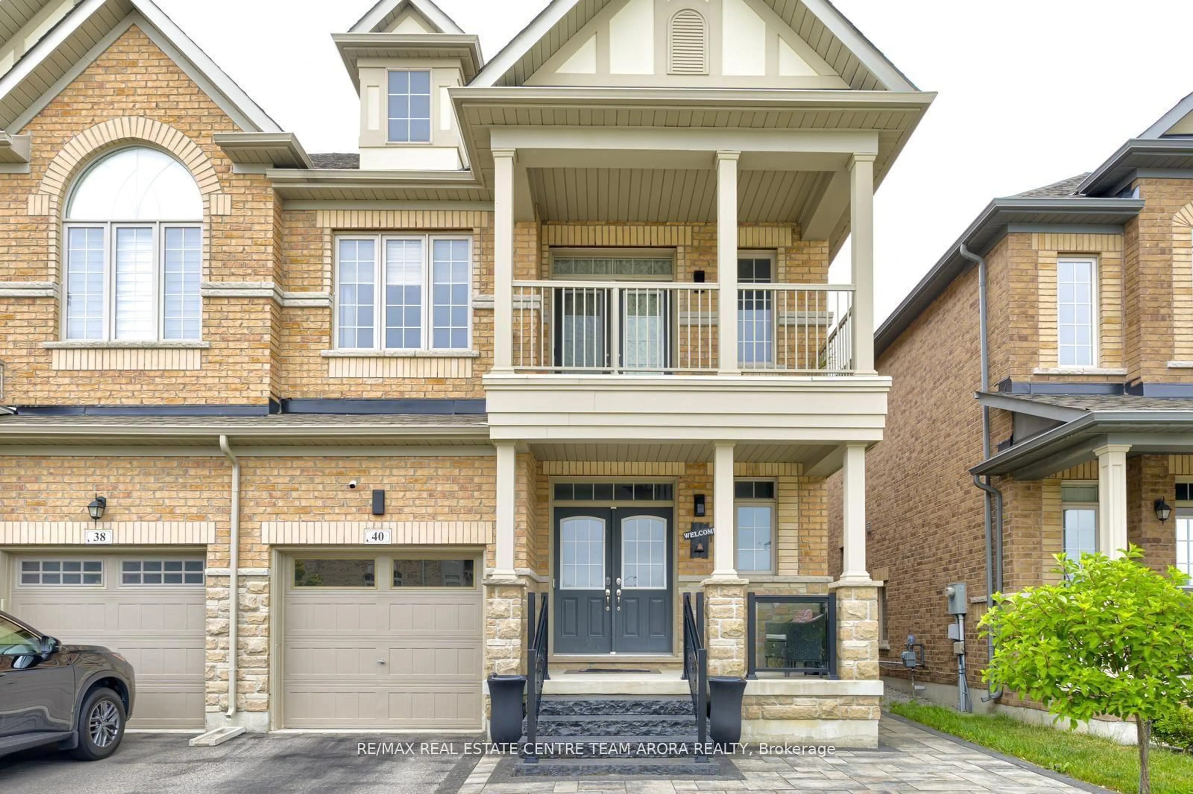 Home with brick exterior material, street for 40 Killington Ave, Vaughan Ontario L4H 3Y5
