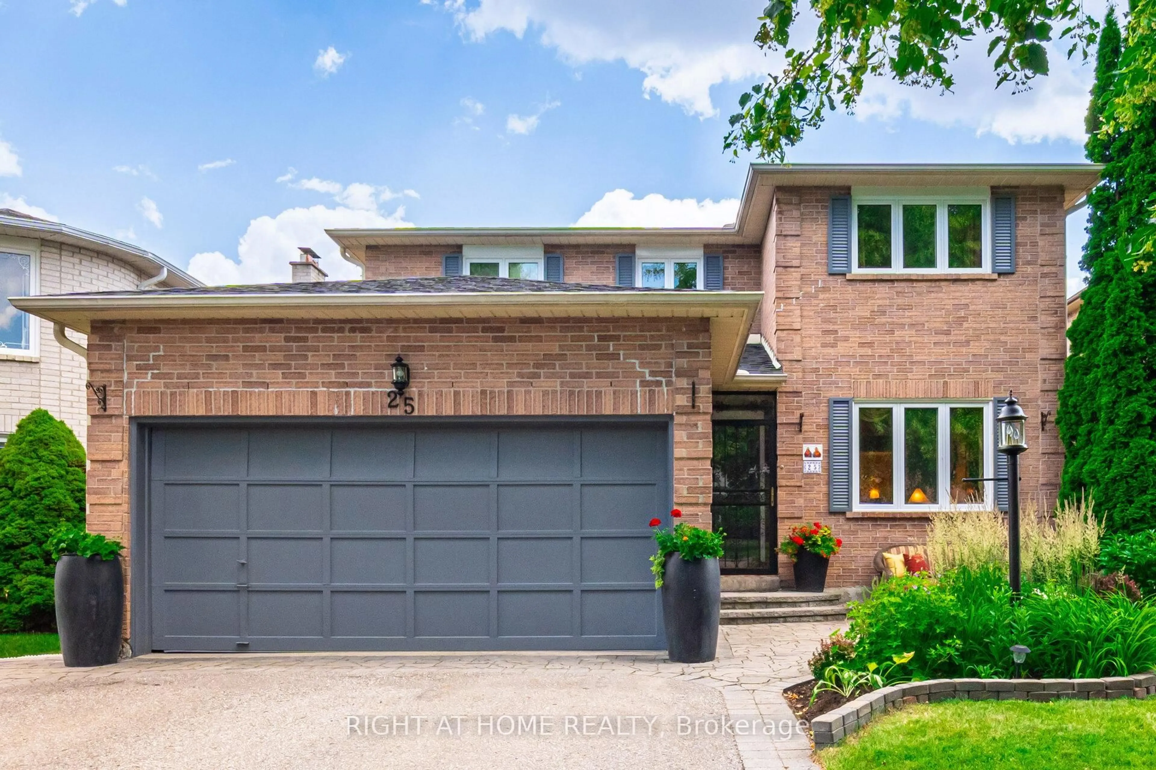 Home with brick exterior material, street for 25 Feltham Rd, Markham Ontario L3P 6T3
