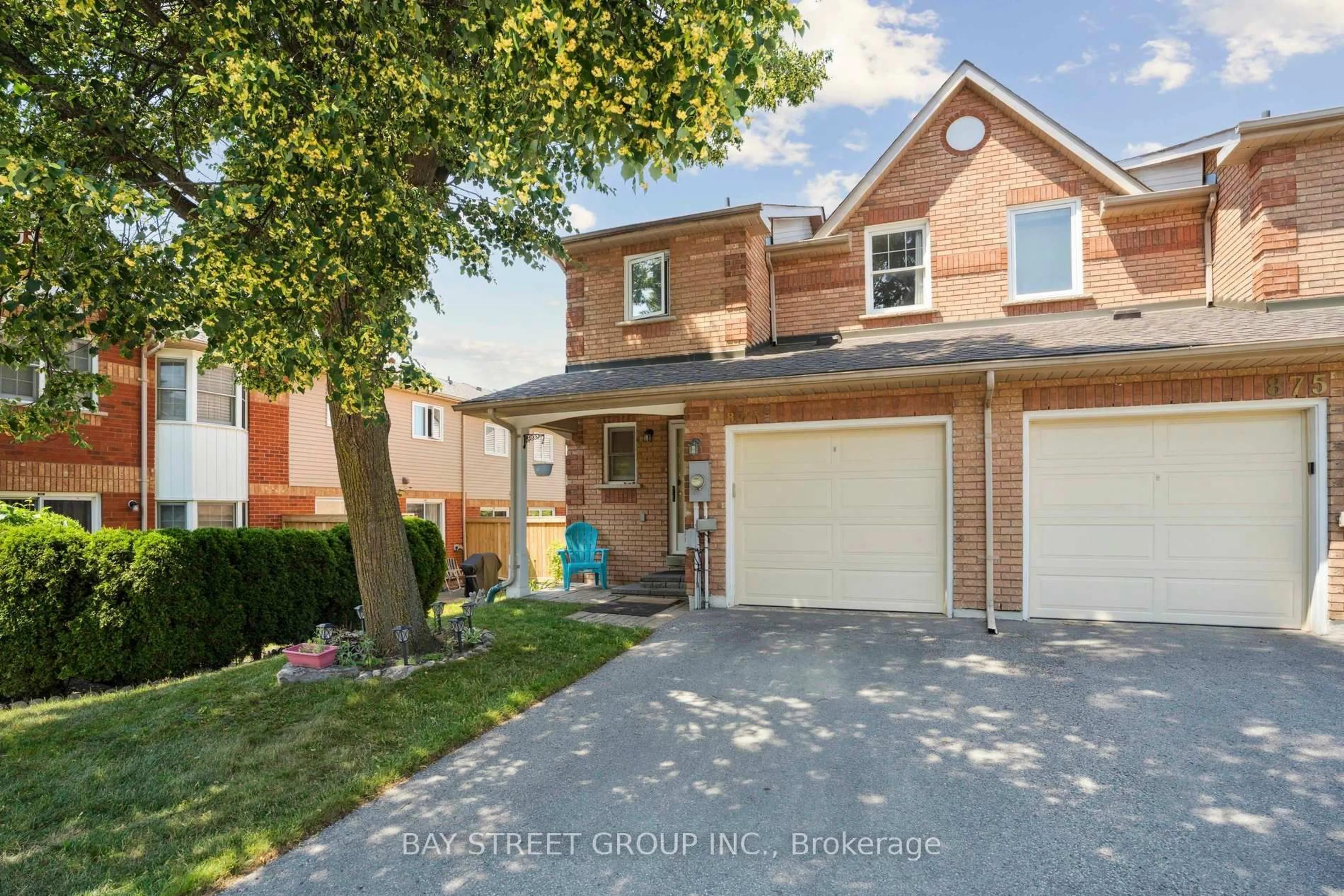 Home with brick exterior material, street for 873 Playter Cres, Newmarket Ontario L3X 1W8
