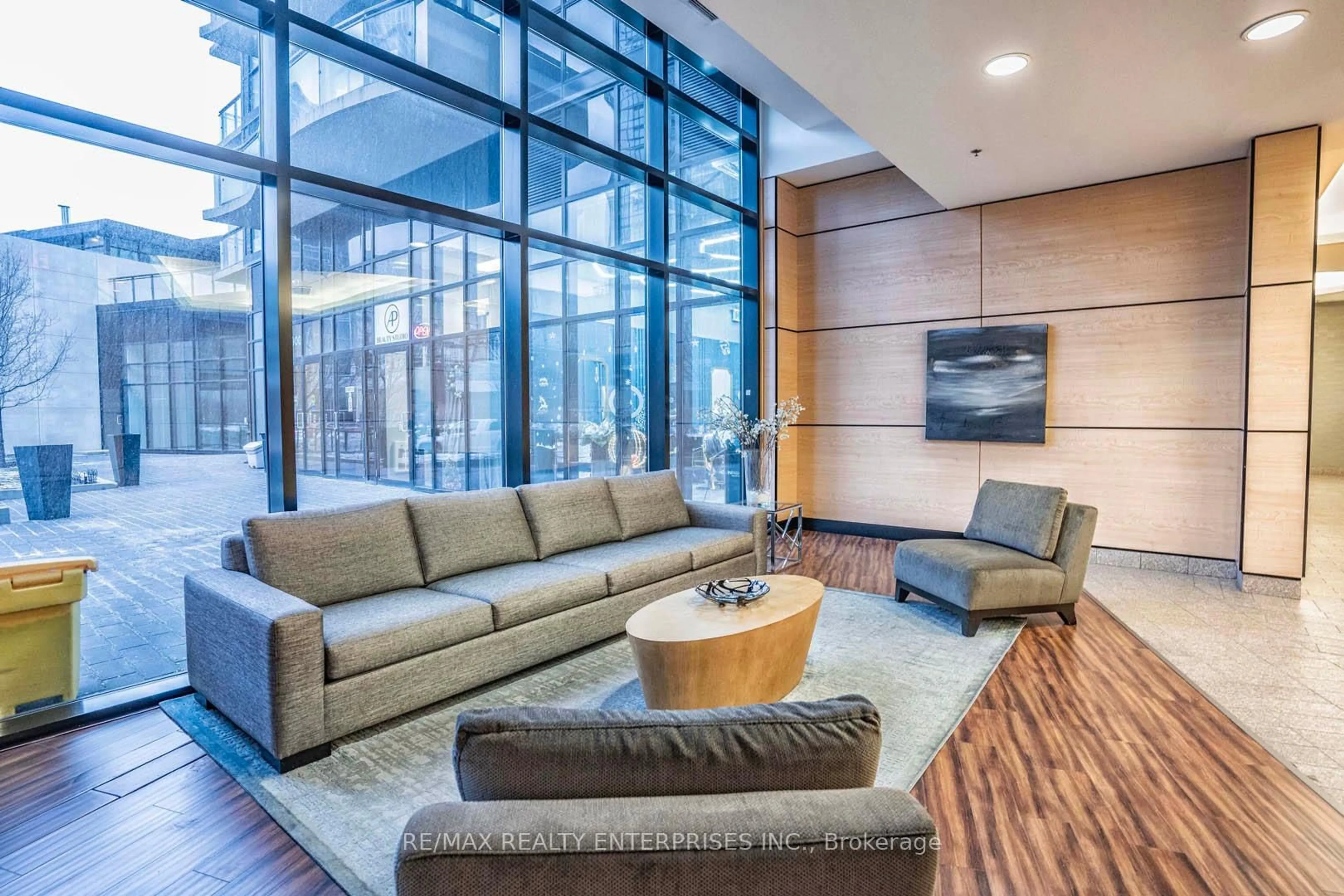 Lobby for 2900 Highway 7 #206, Vaughan Ontario L4K 0G3