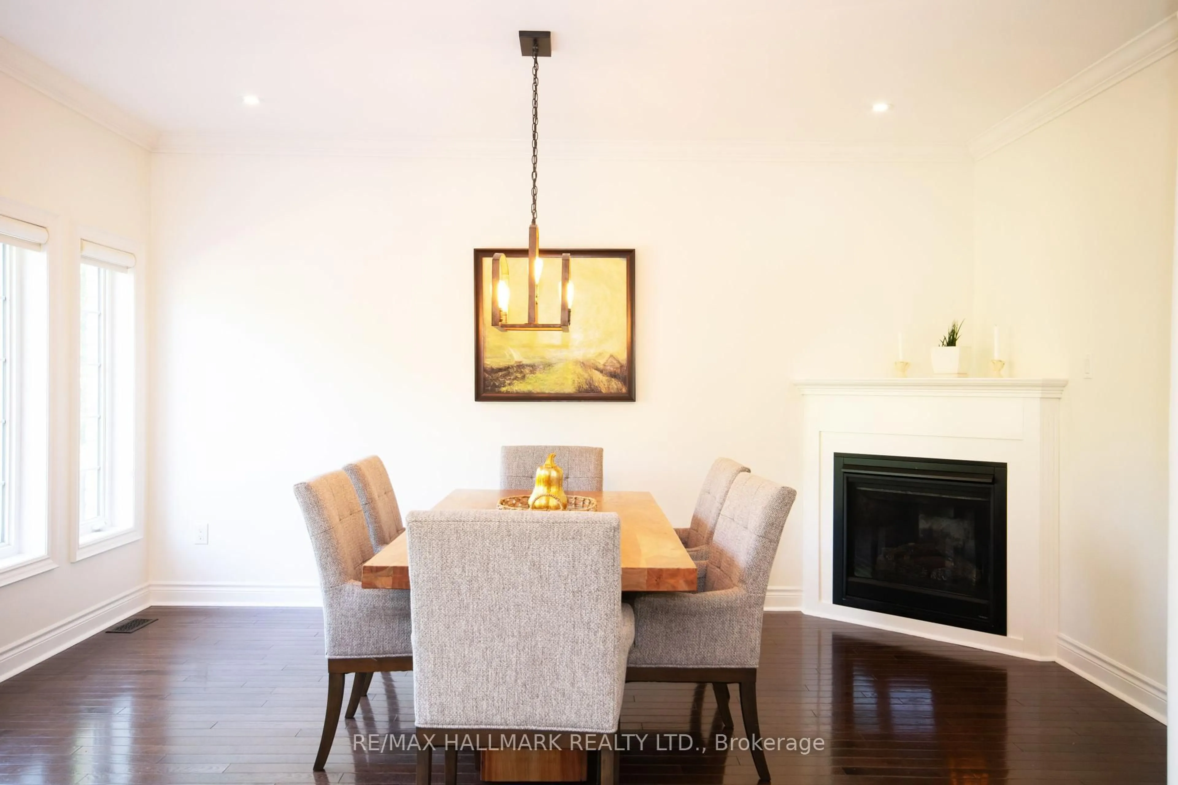 Dining room, wood/laminate floor for 128 Wolf Creek Cres, Vaughan Ontario L6A 4C1