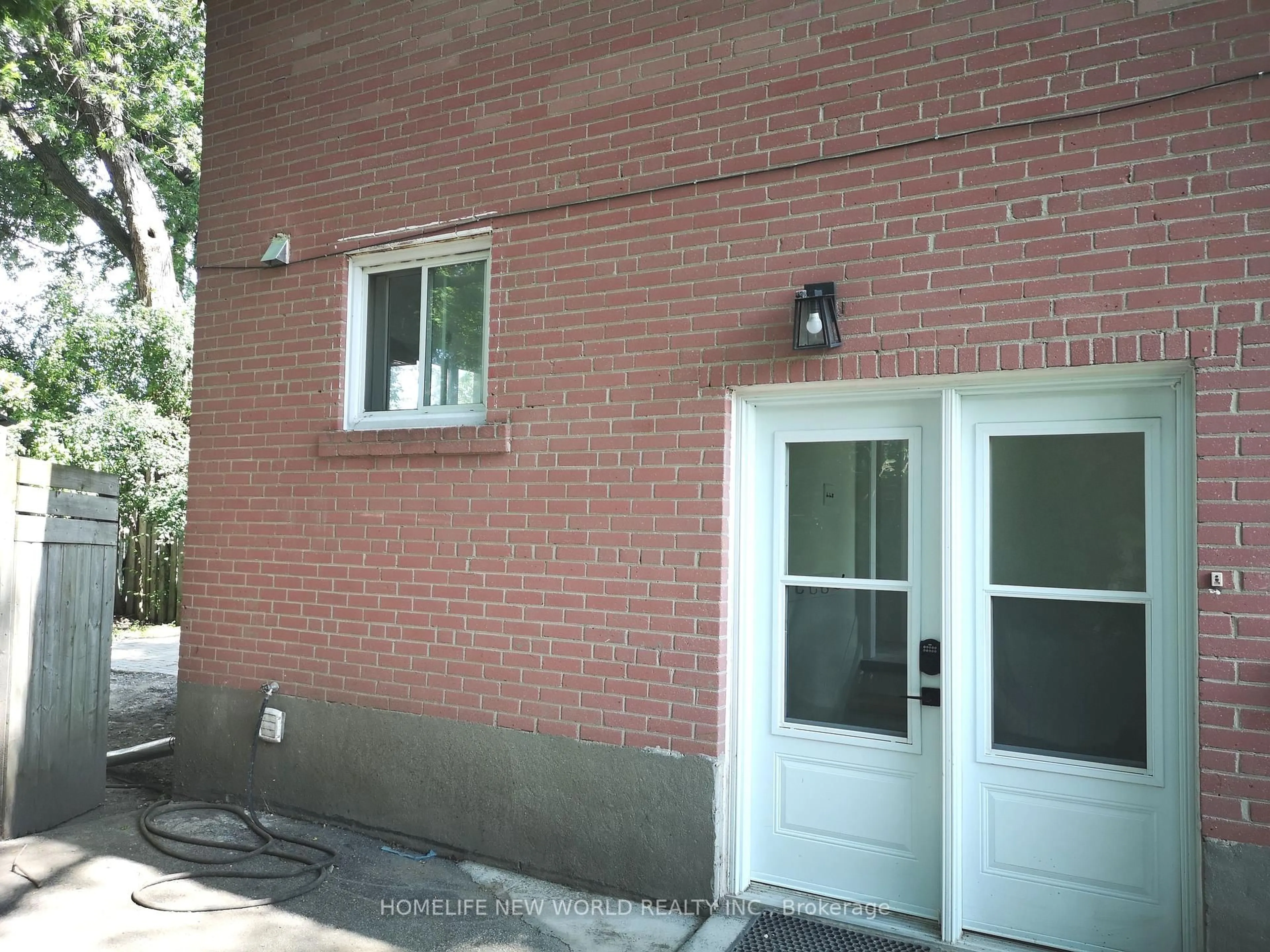Home with brick exterior material, building for 235 Axminster Dr, Richmond Hill Ontario L4C 2W2
