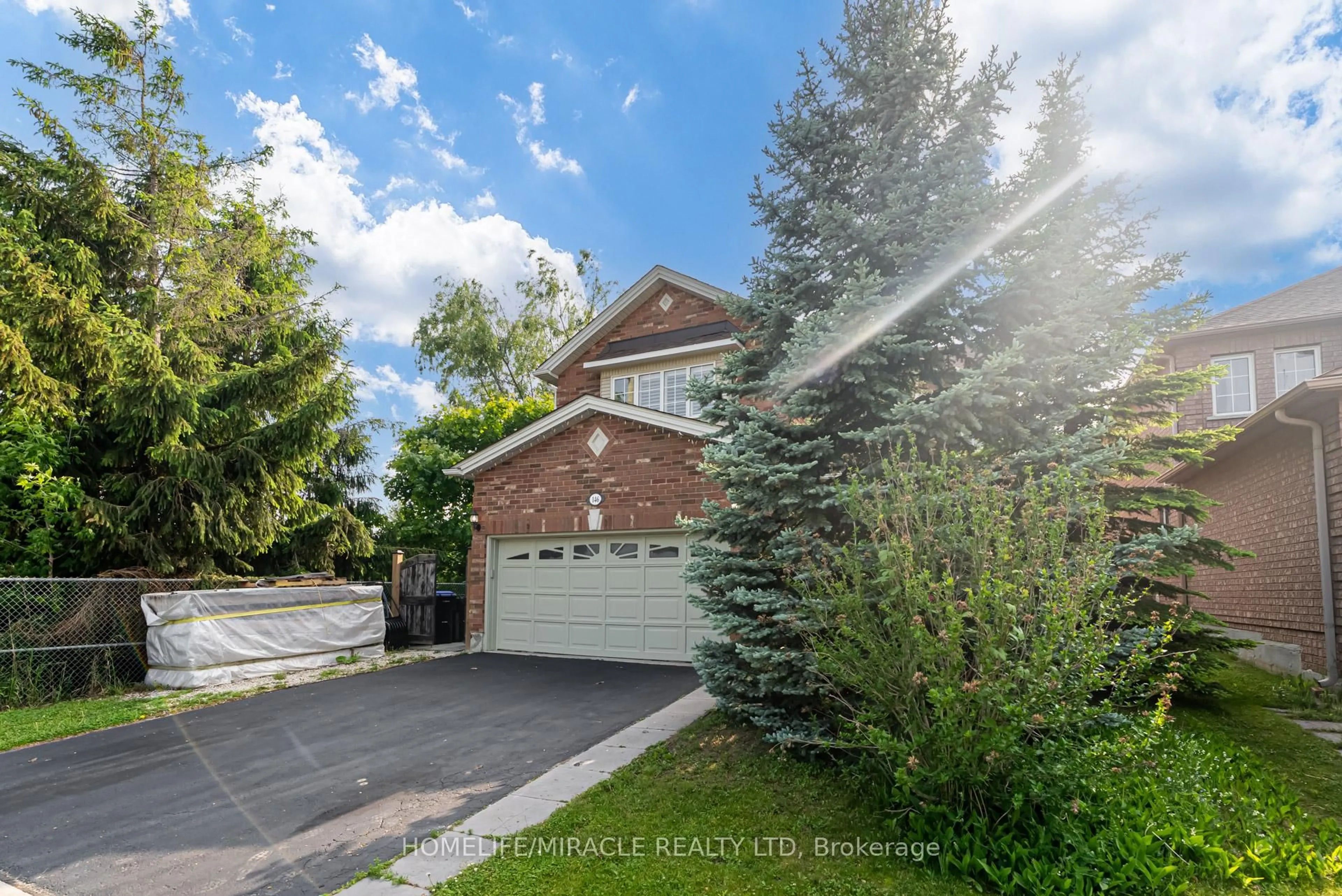 A pic from outside/outdoor area/front of a property/back of a property/a pic from drone, street for 146 8th Ave, New Tecumseth Ontario L9R 1Z8