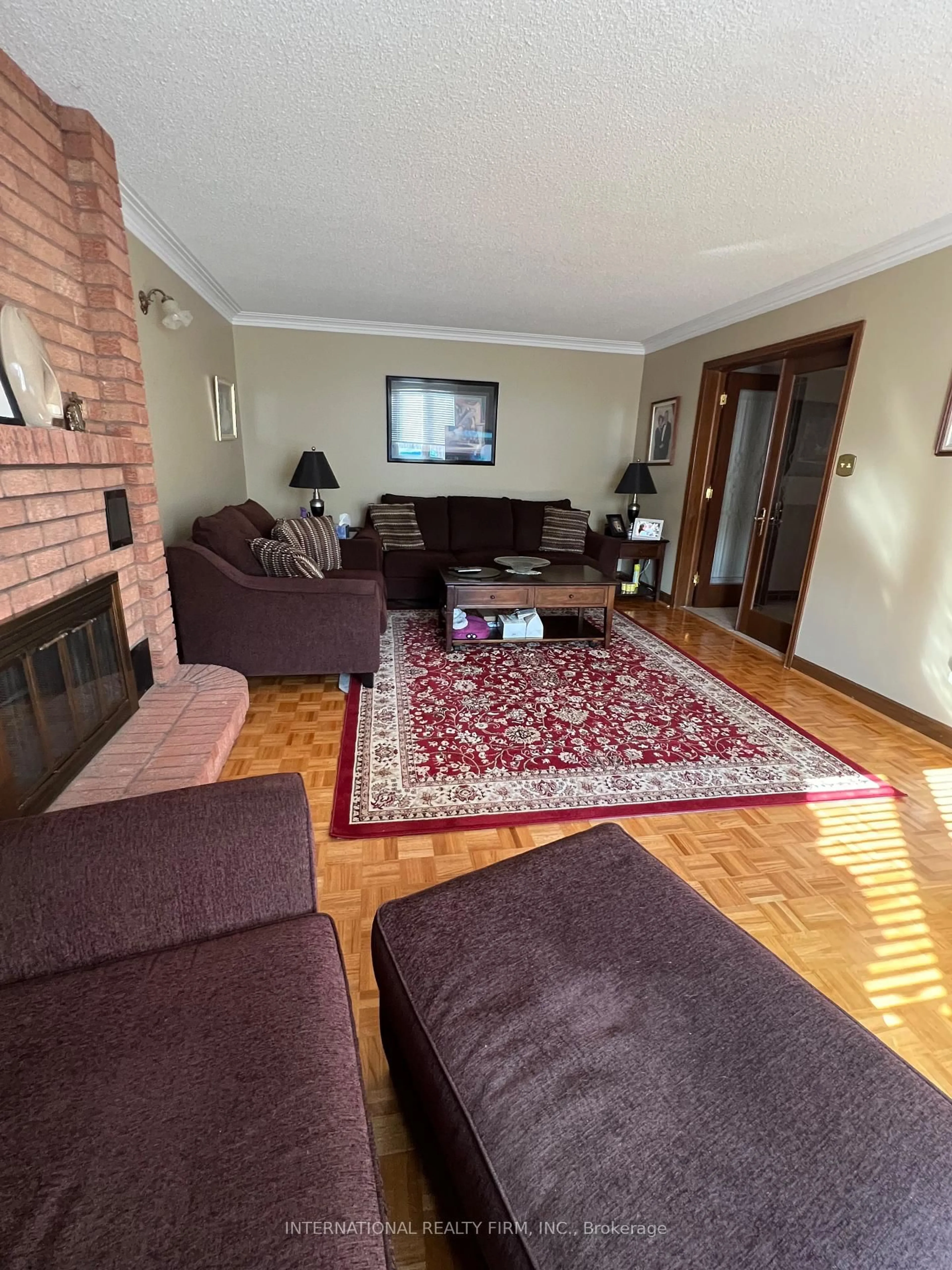 Living room with furniture, unknown for 95 Dunstan Cres, Vaughan Ontario L4L 3W5