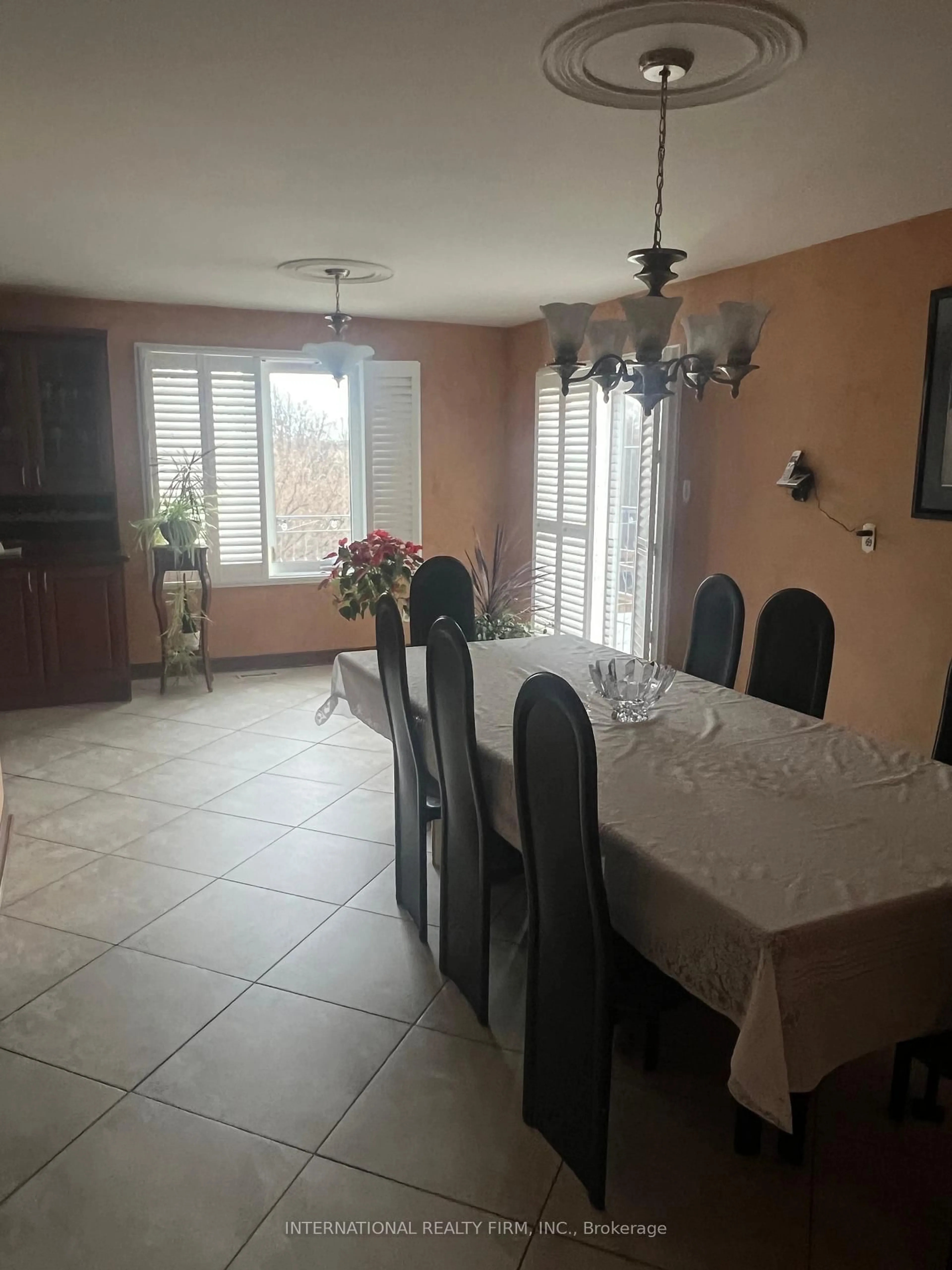 Dining room, unknown for 95 Dunstan Cres, Vaughan Ontario L4L 3W5