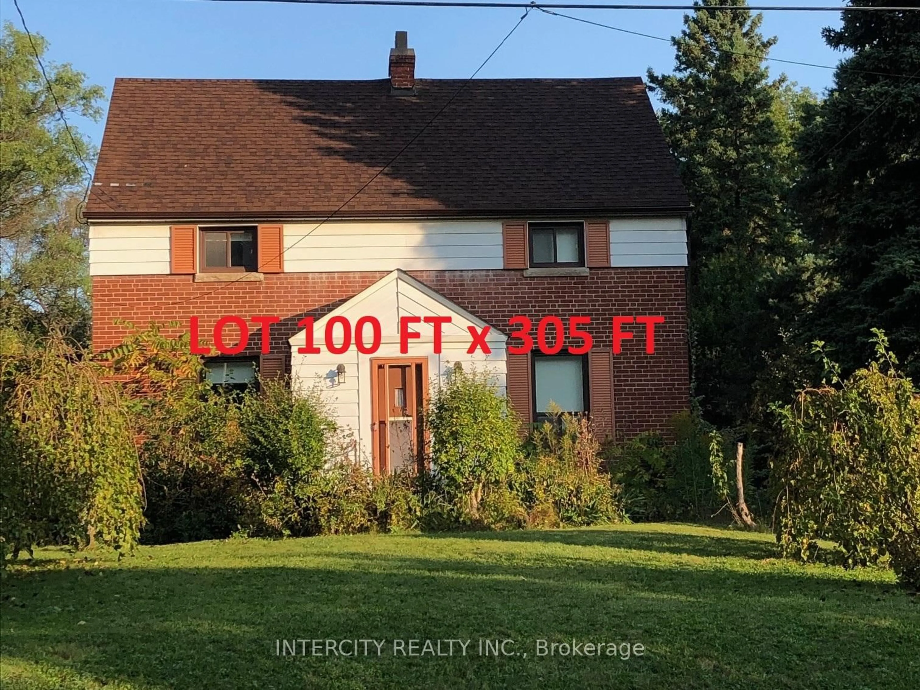 A pic from outside/outdoor area/front of a property/back of a property/a pic from drone, street for 72 Arnold Ave, Vaughan Ontario L4J 1B3