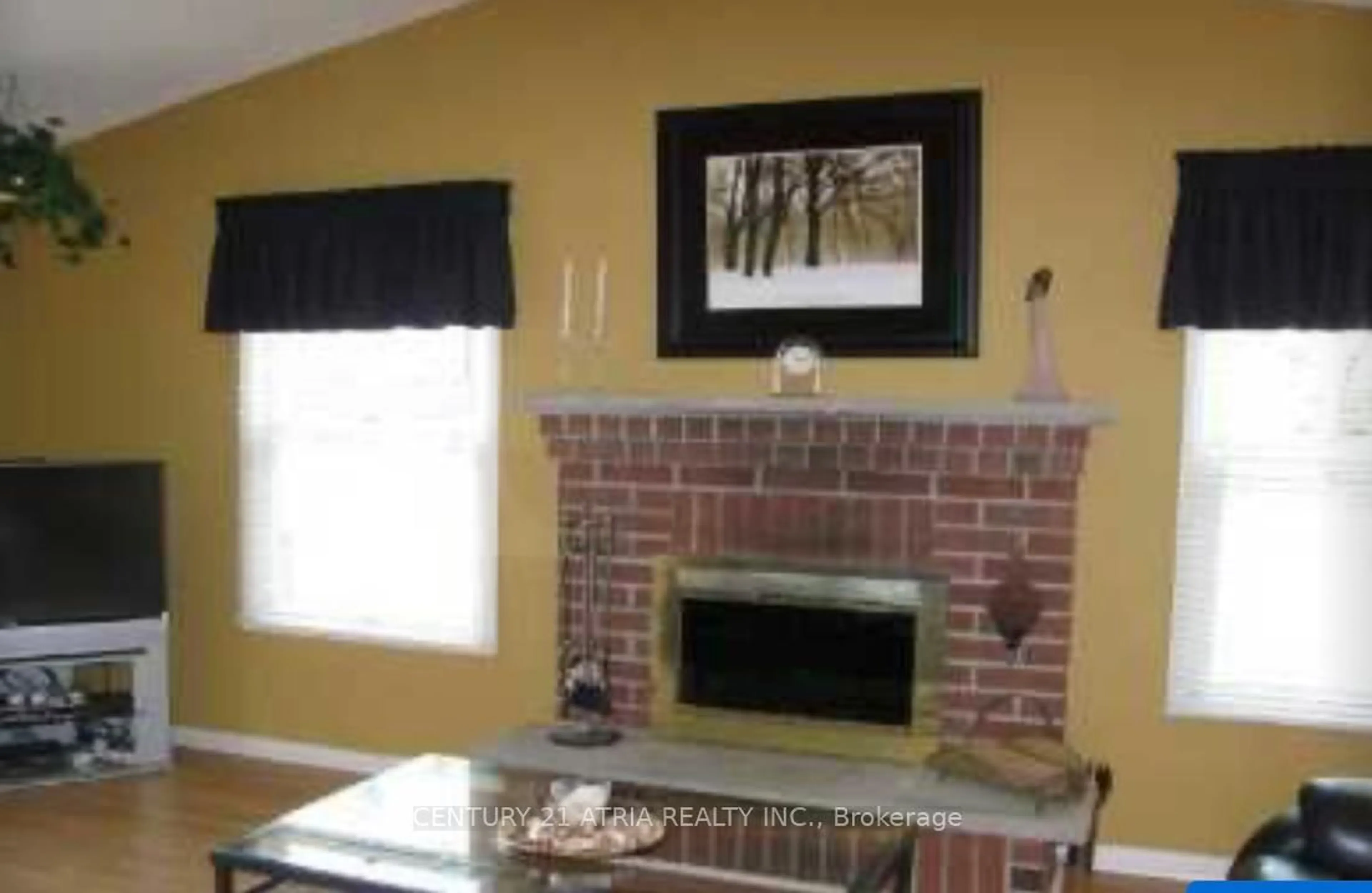 Living room with furniture, unknown for 304 John Bowser Cres, Newmarket Ontario L3Y 7N8