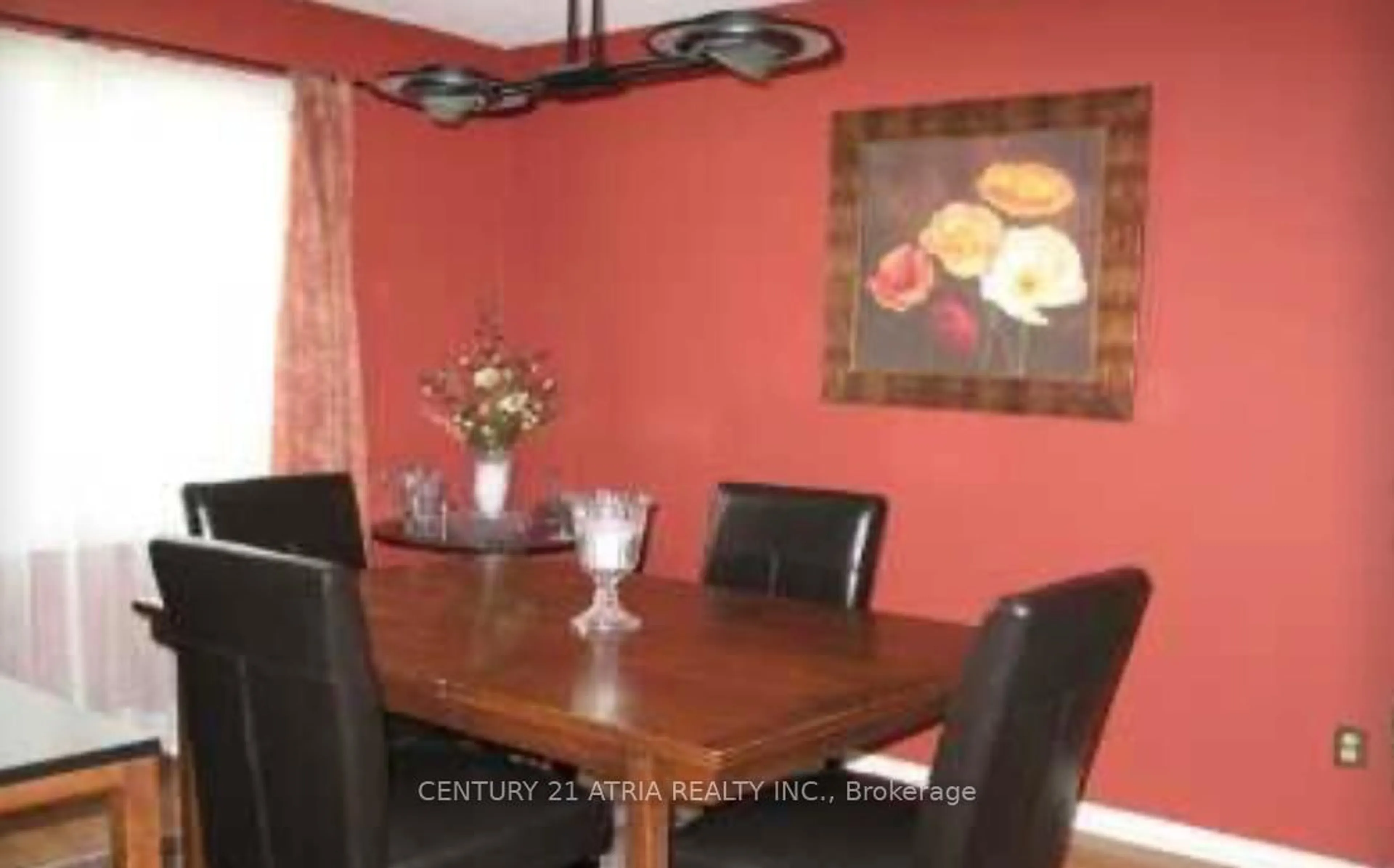 Dining room, unknown for 304 John Bowser Cres, Newmarket Ontario L3Y 7N8