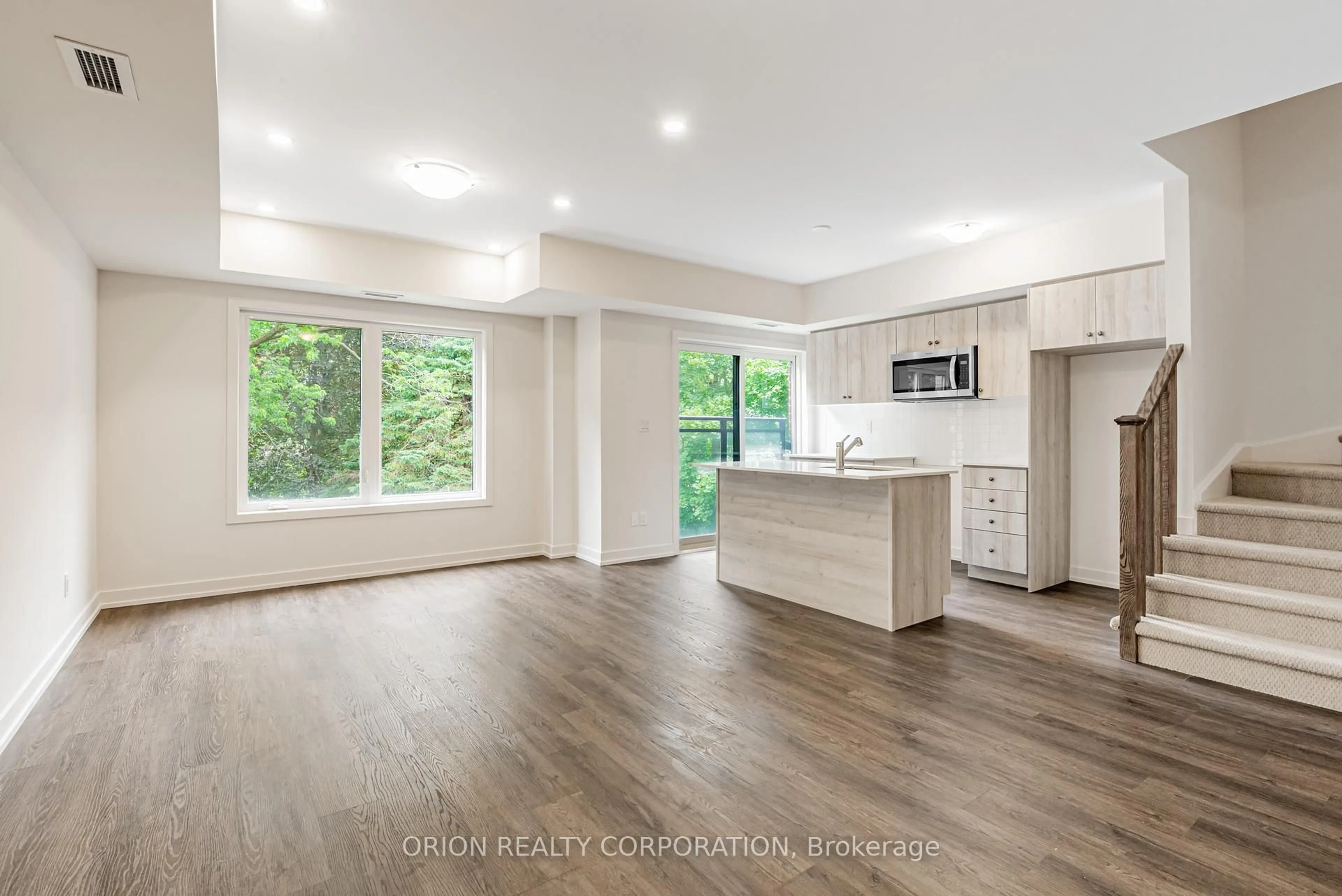 Open concept kitchen, unknown for 60 Elizabeth St #3408, Richmond Hill Ontario L4C 3R5