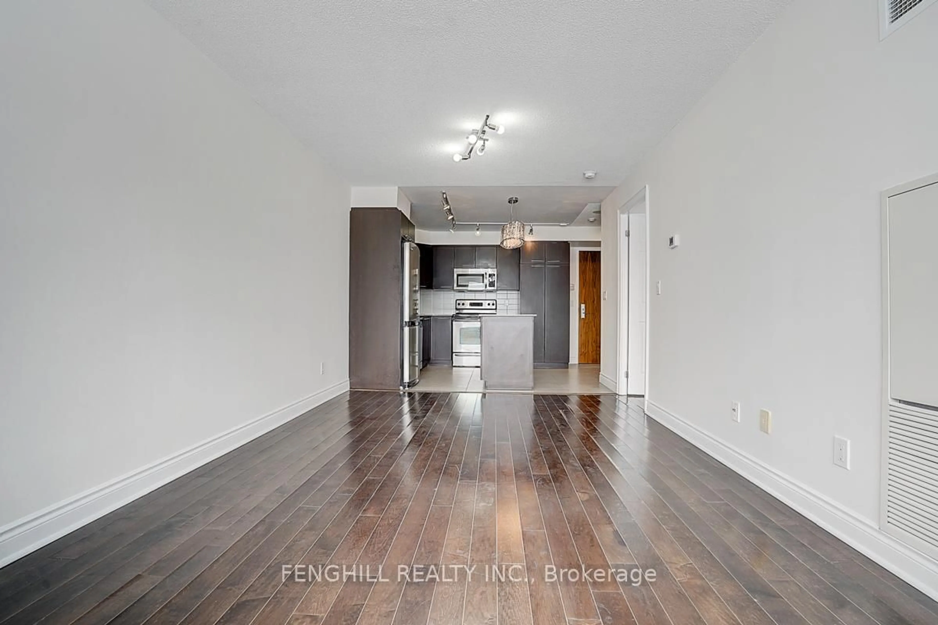 Unknown for 37 Galleria Pkwy #709, Markham Ontario L3T 0A5