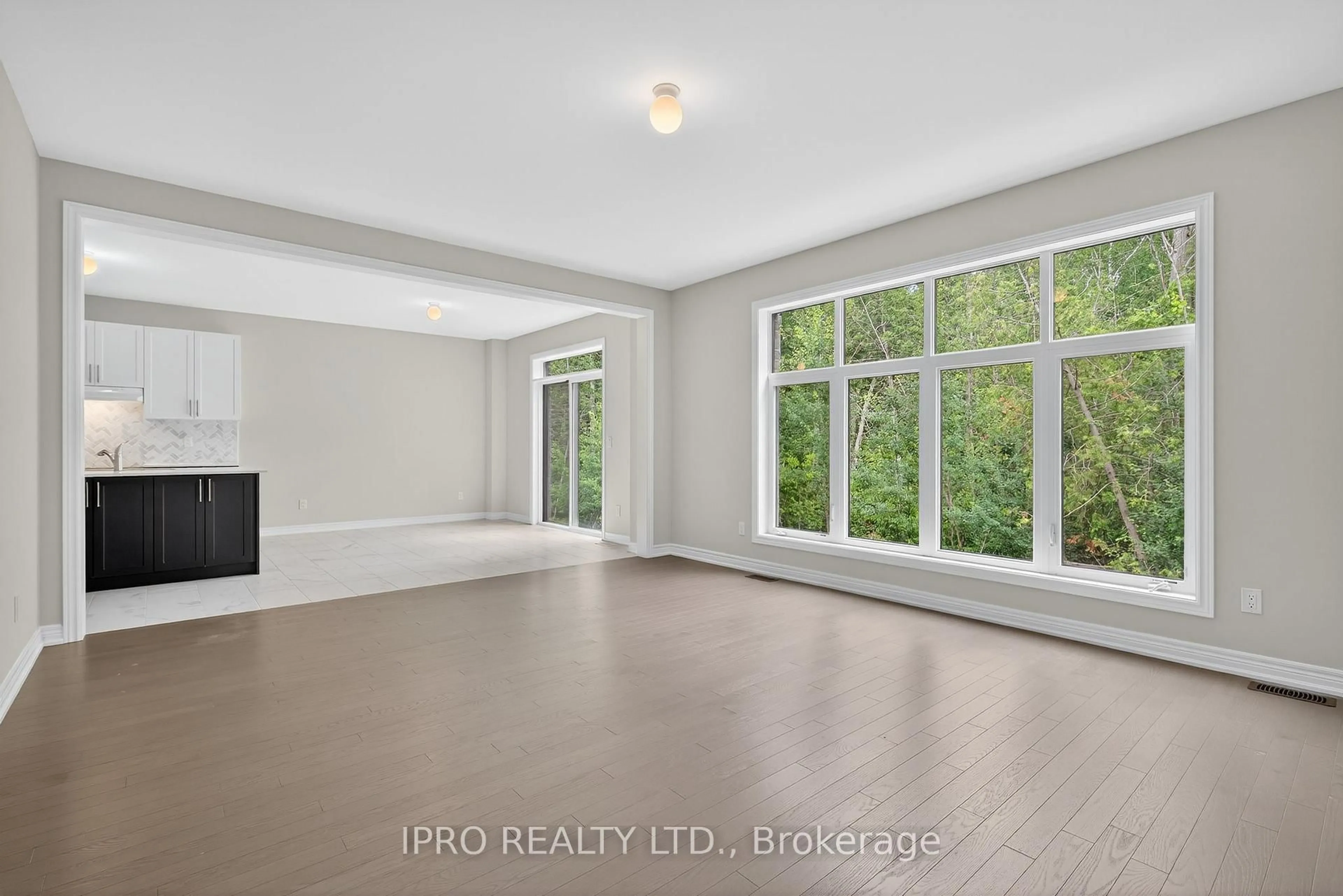 A pic of a room for 1474 David Loop Circ, Innisfil Ontario L0L 1W0