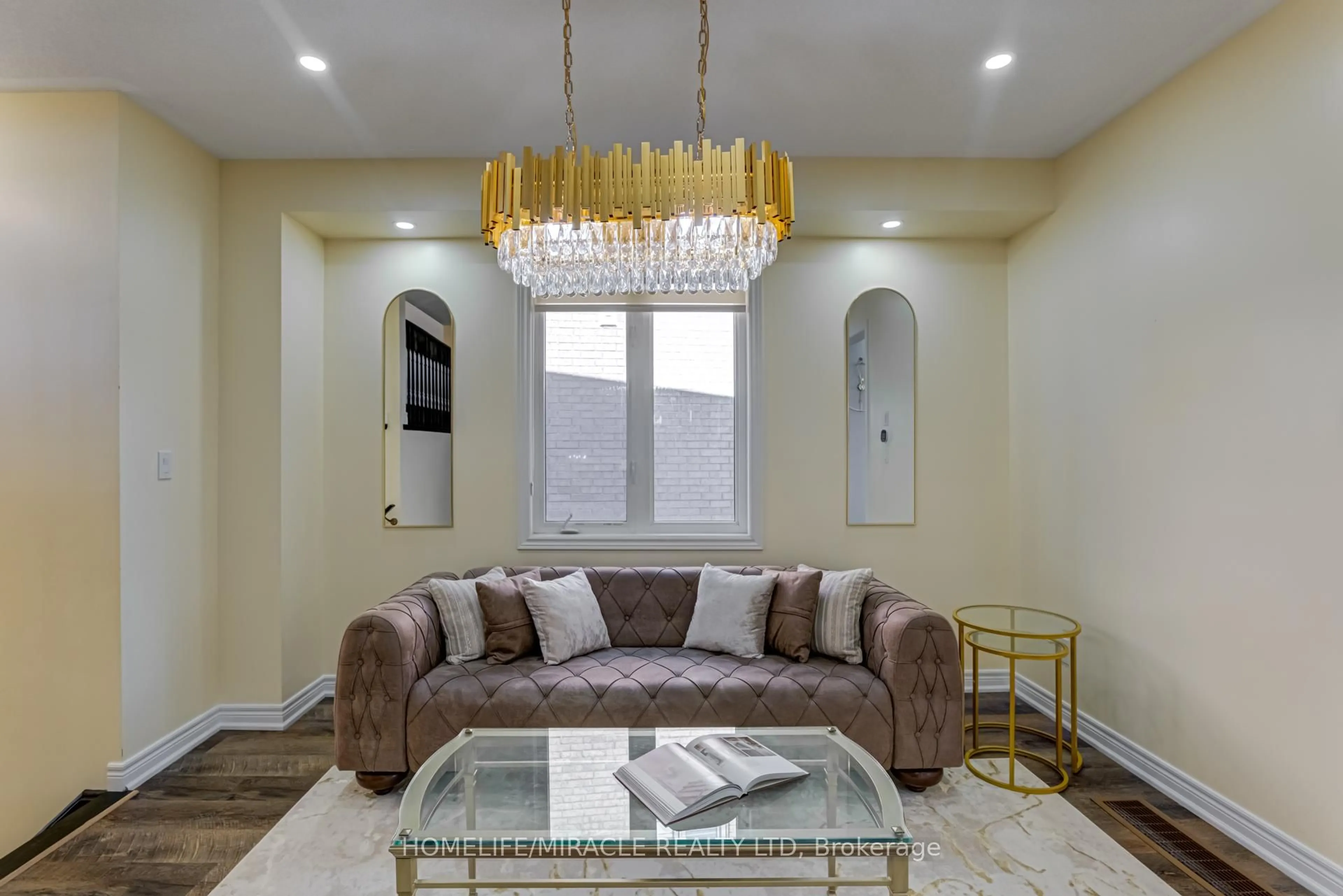 Living room with furniture, unknown for 57 Sutcliffe Way, New Tecumseth Ontario L9R 0N8