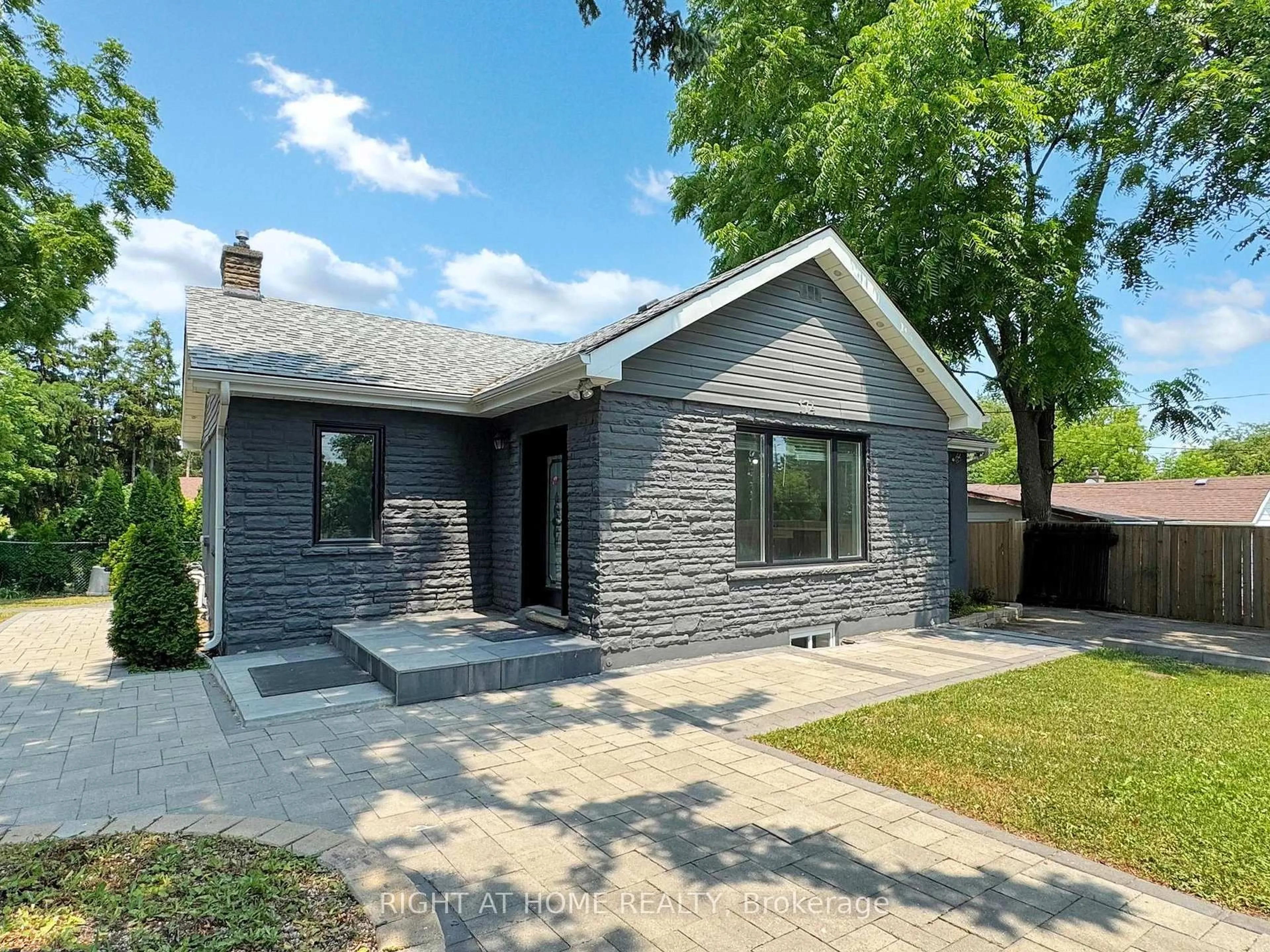 Home with brick exterior material, street for 174 LANGSTAFF Rd, Richmond Hill Ontario L4C 6N4