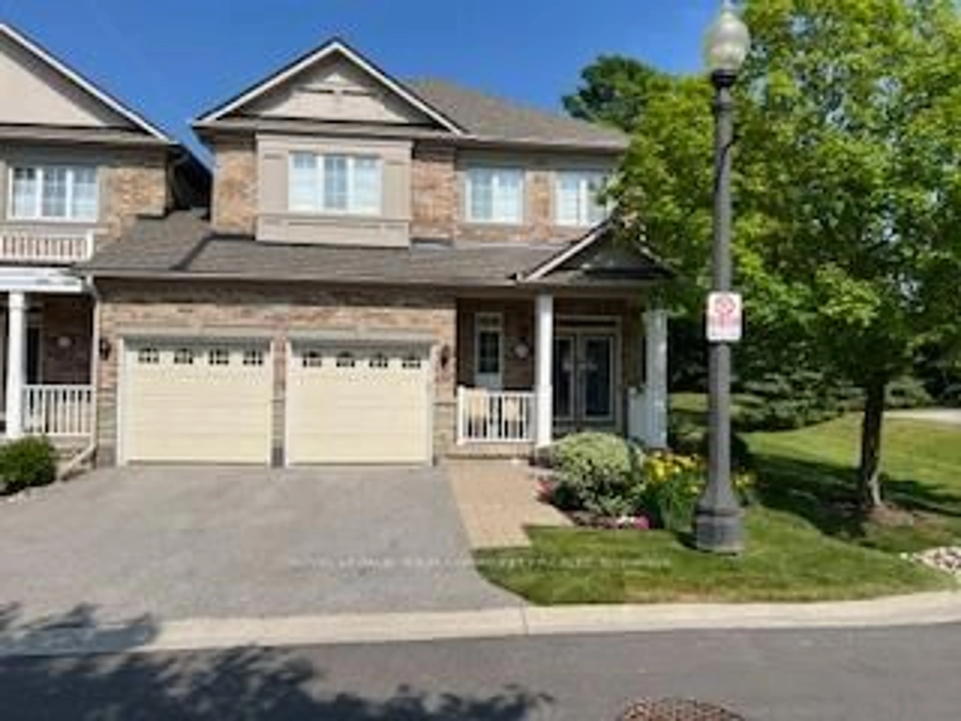 Home with brick exterior material, street for 59 Stonecliffe Cres #56, Aurora Ontario L4G 7Z7