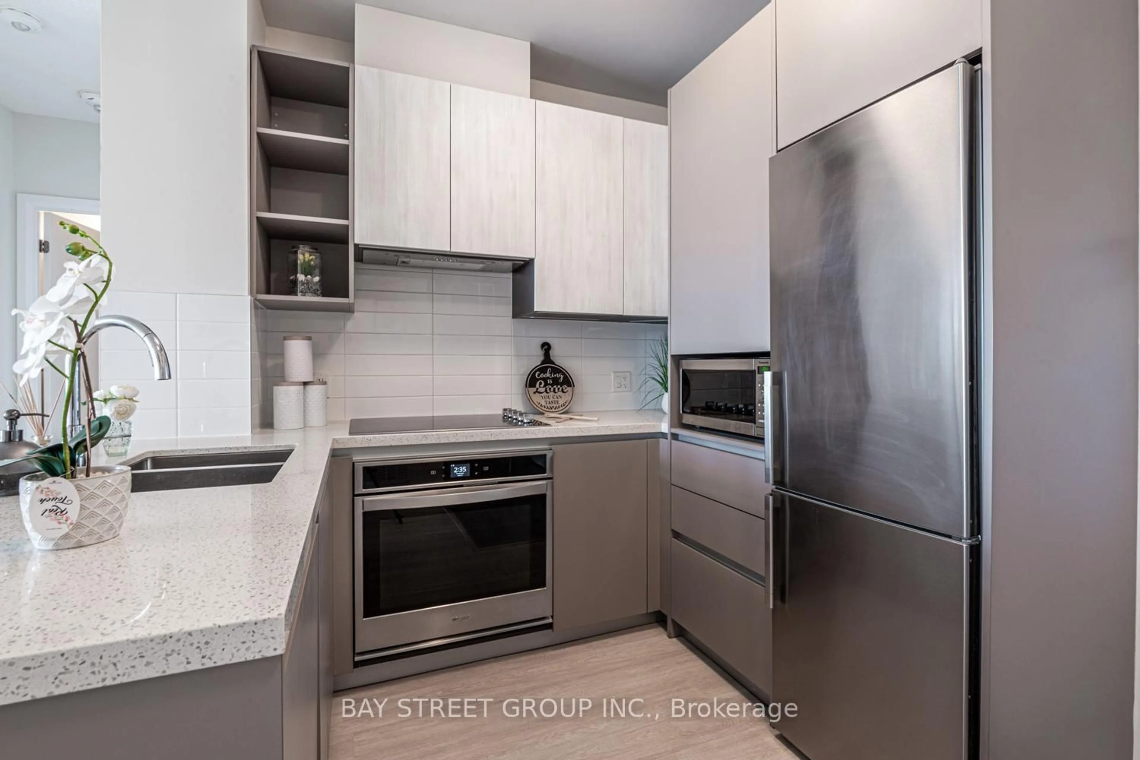 Standard kitchen, unknown for 398 Highway 7 #1503, Richmond Hill Ontario L4B 0G6