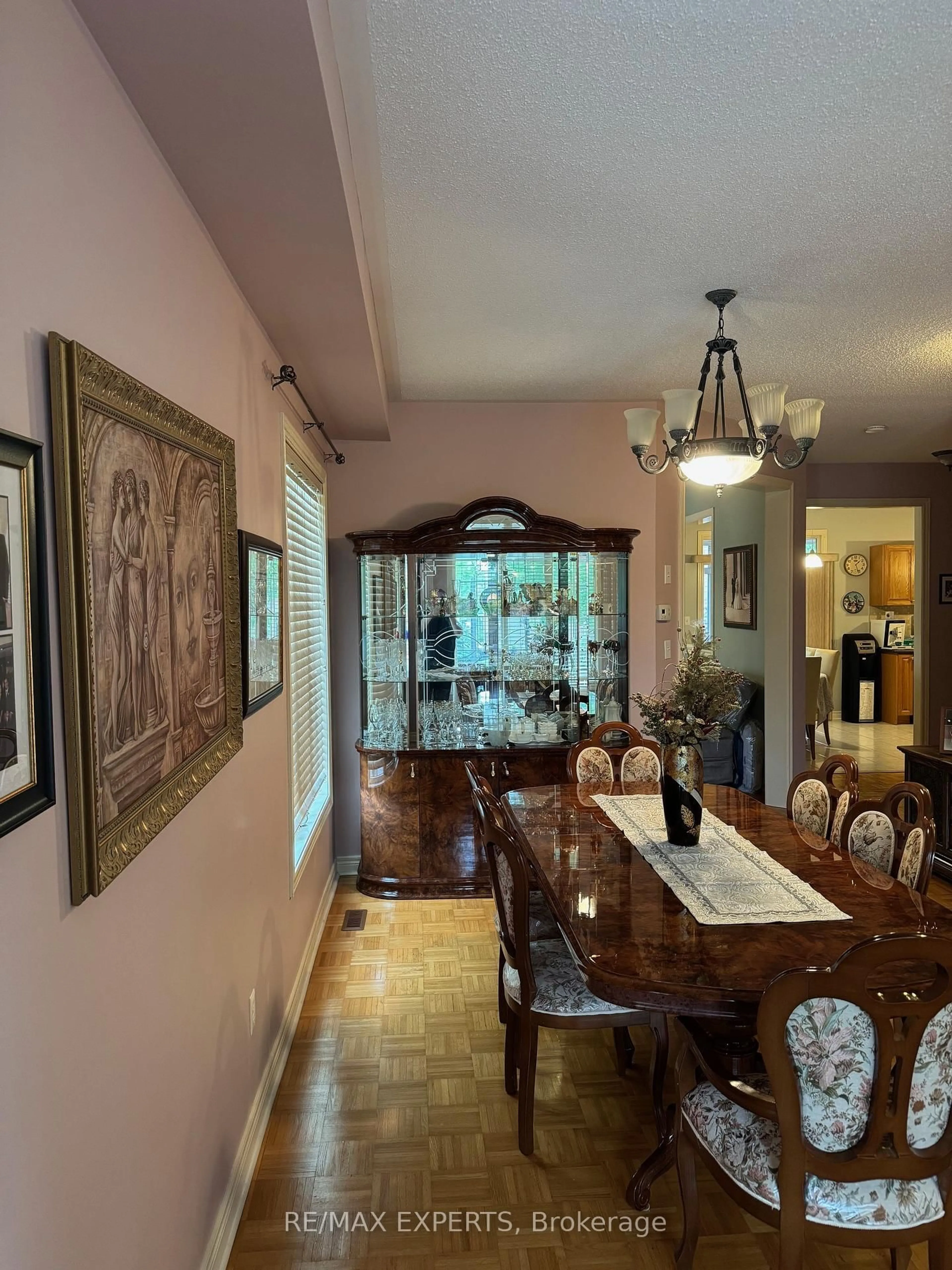 Dining room, ceramic/tile floor for 1 Via Cristina Way, Vaughan Ontario L4H 1R9
