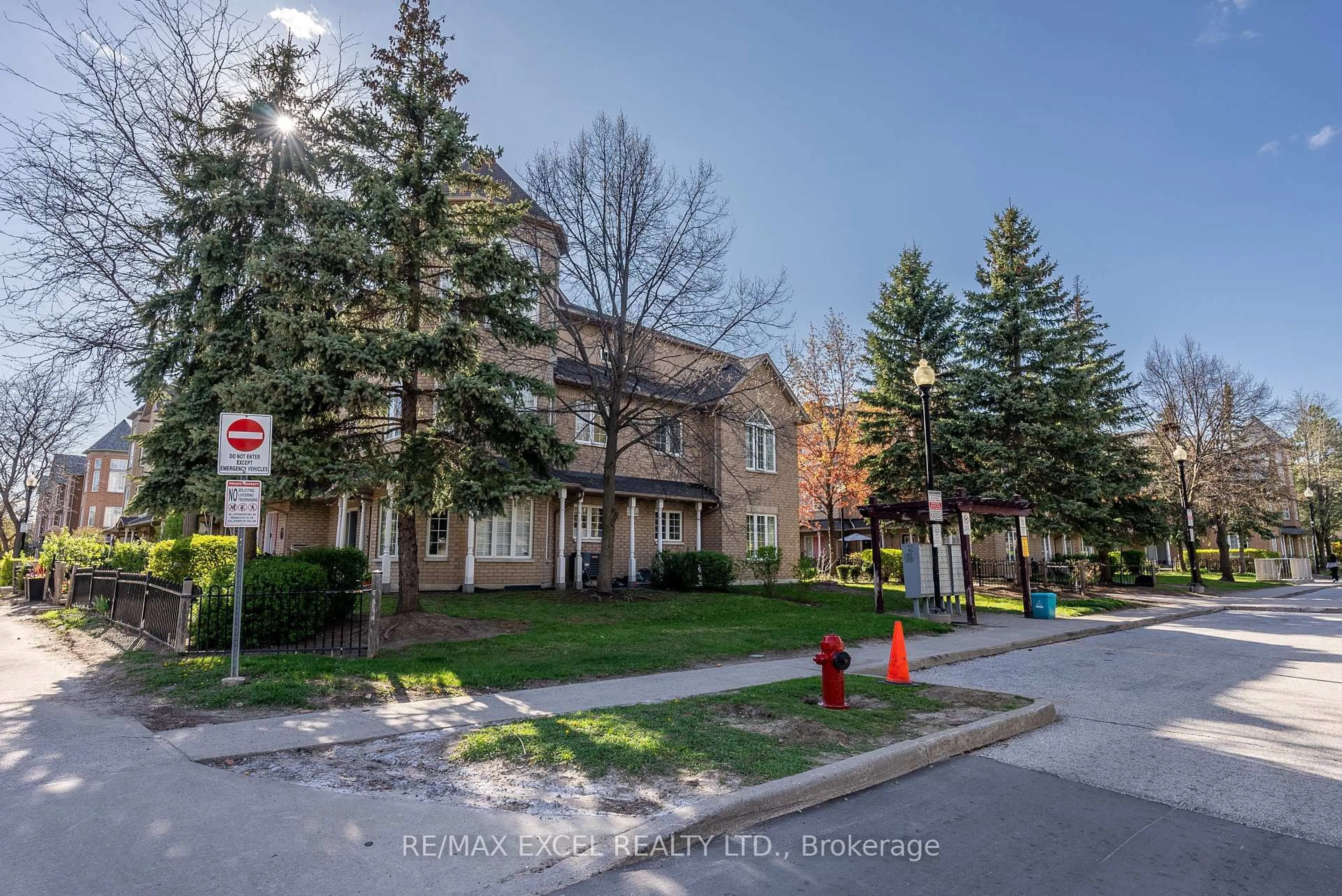 Unknown for 23 St Moritz Way #16, Markham Ontario L3R 4G4