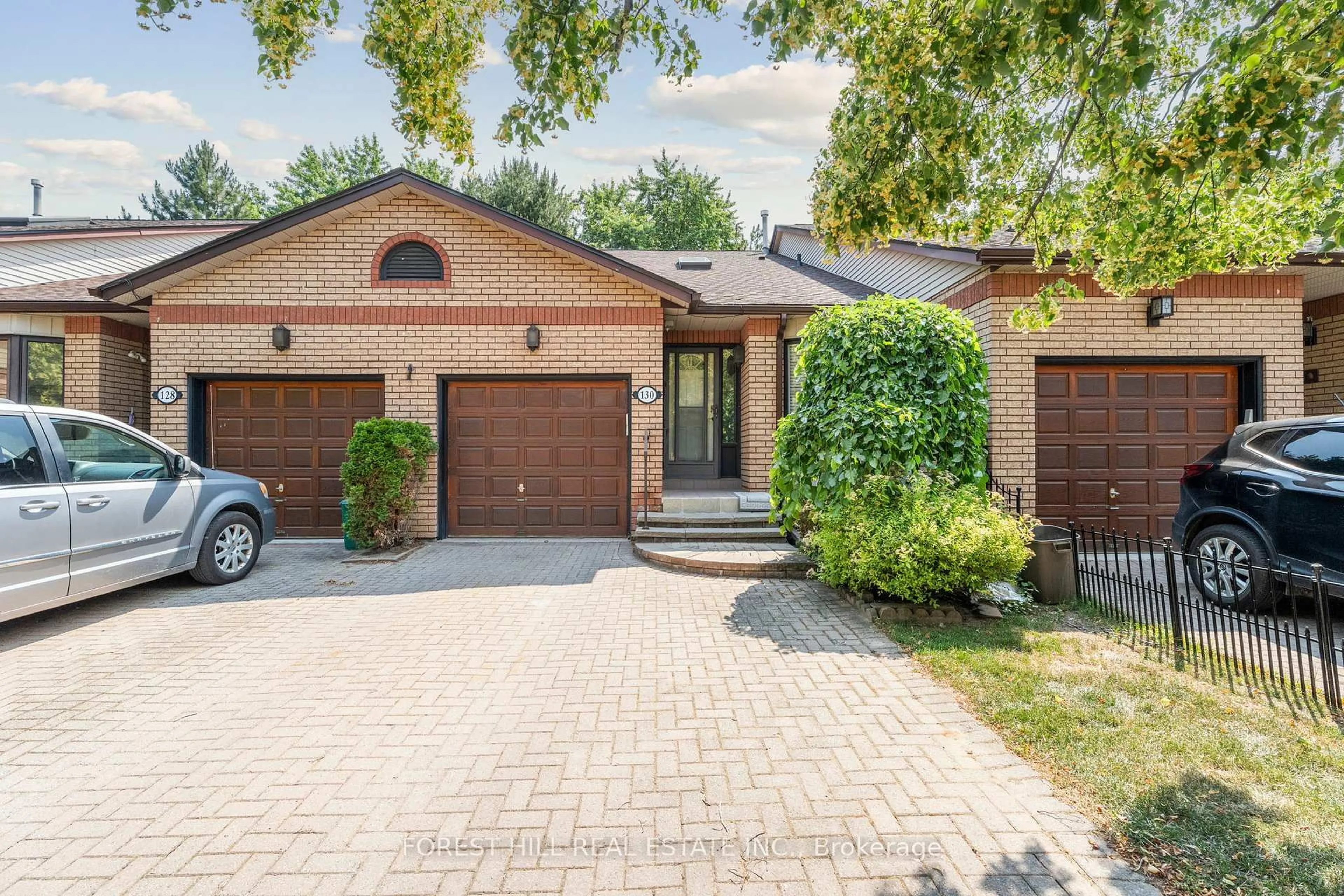 Home with brick exterior material, street for 130 Green Briar Rd, New Tecumseth Ontario L9R 1S2