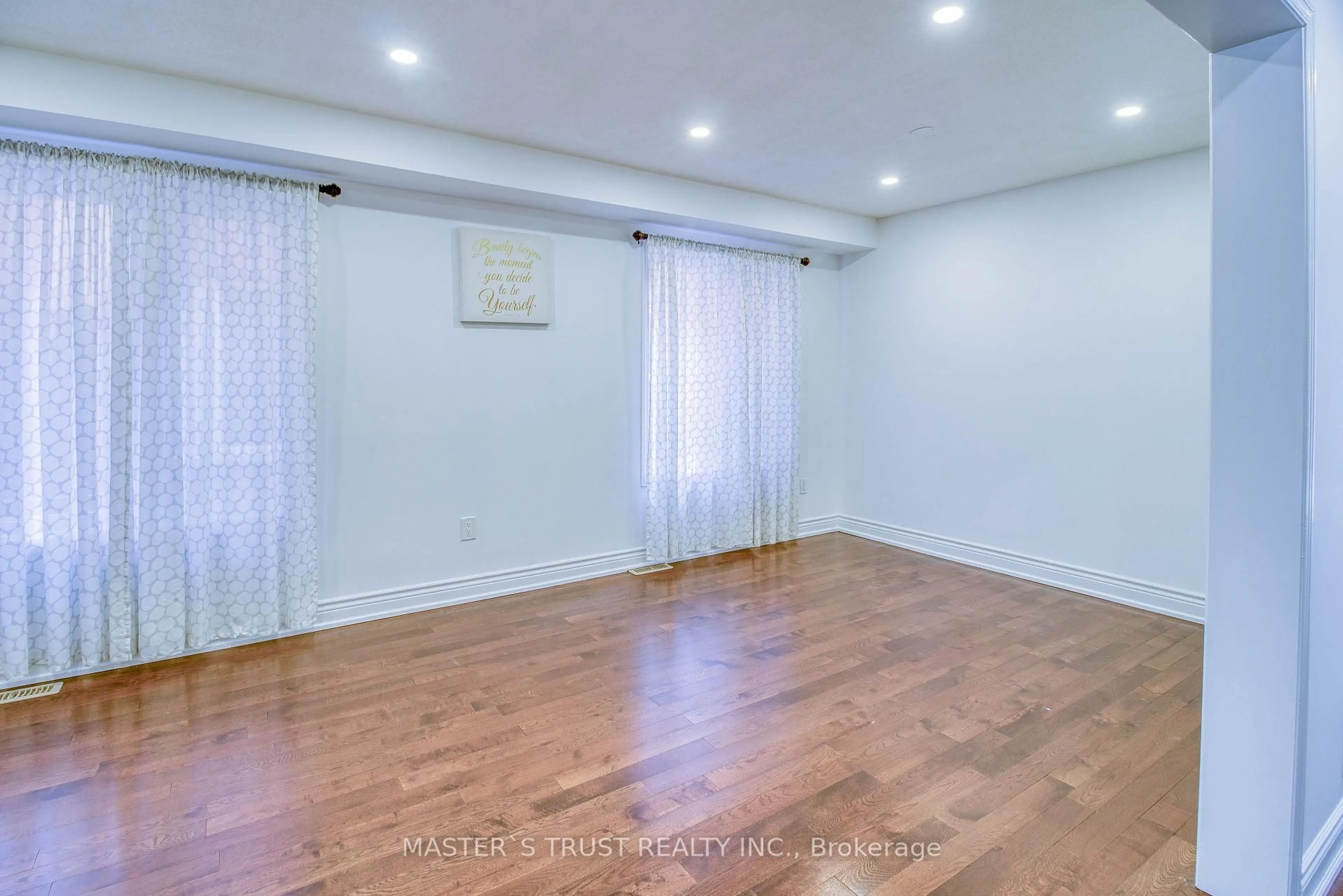 A pic of a room for 8 Charles Brown Rd, Markham Ontario L3S 4T3