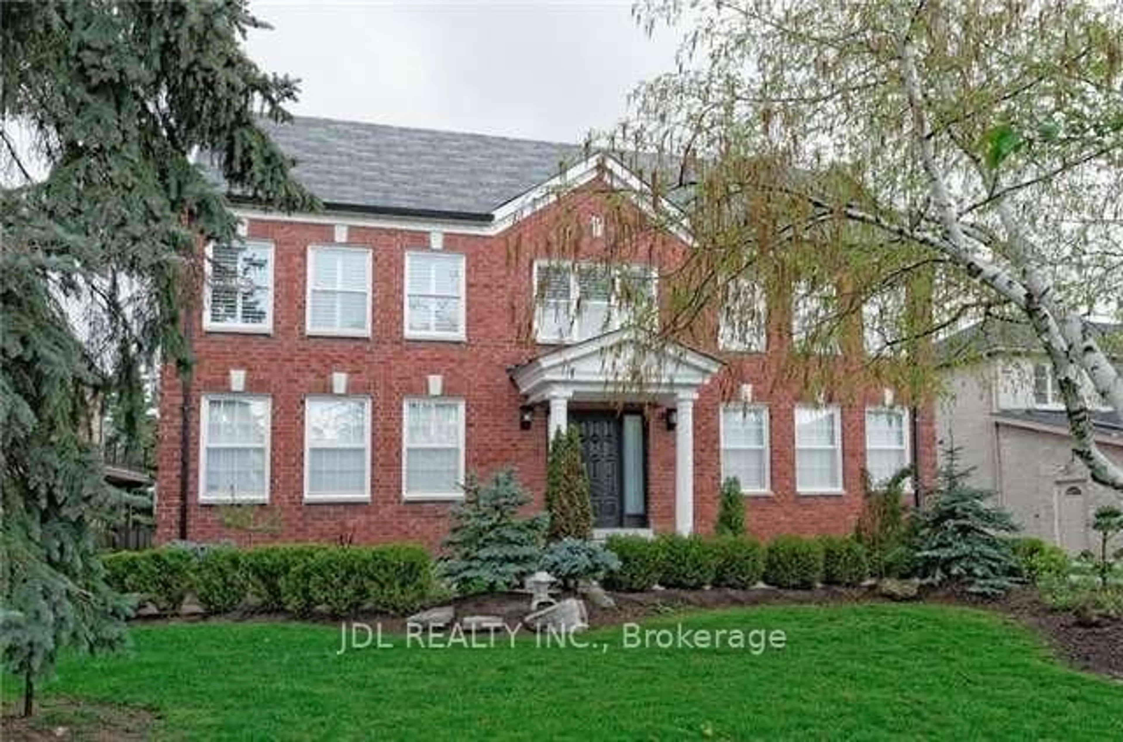 Home with brick exterior material, street for 22 Hillholm Blvd, Richmond Hill Ontario L4B 2J3