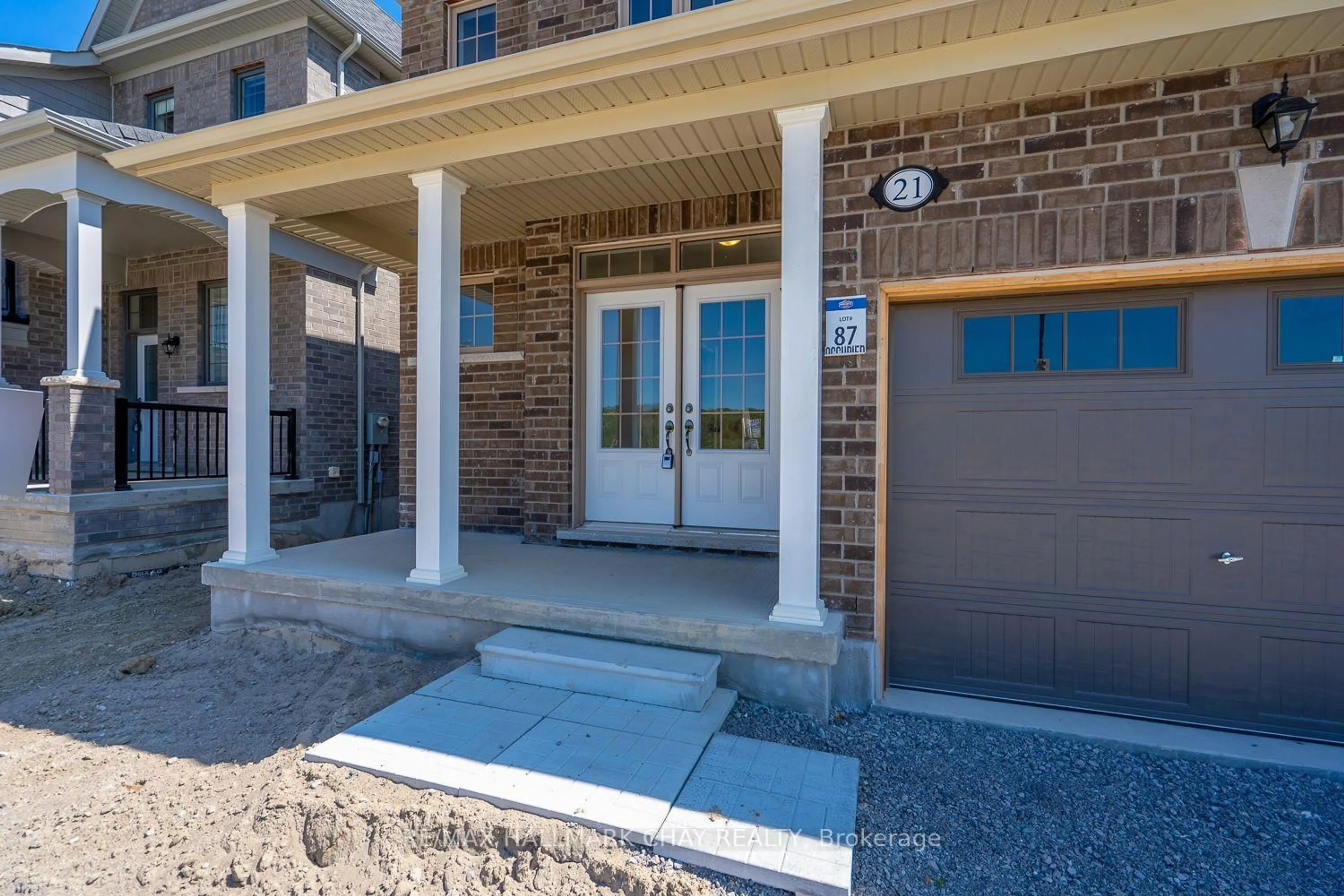 Unknown for 21 Fenn Cres, New Tecumseth Ontario L9R 0X1