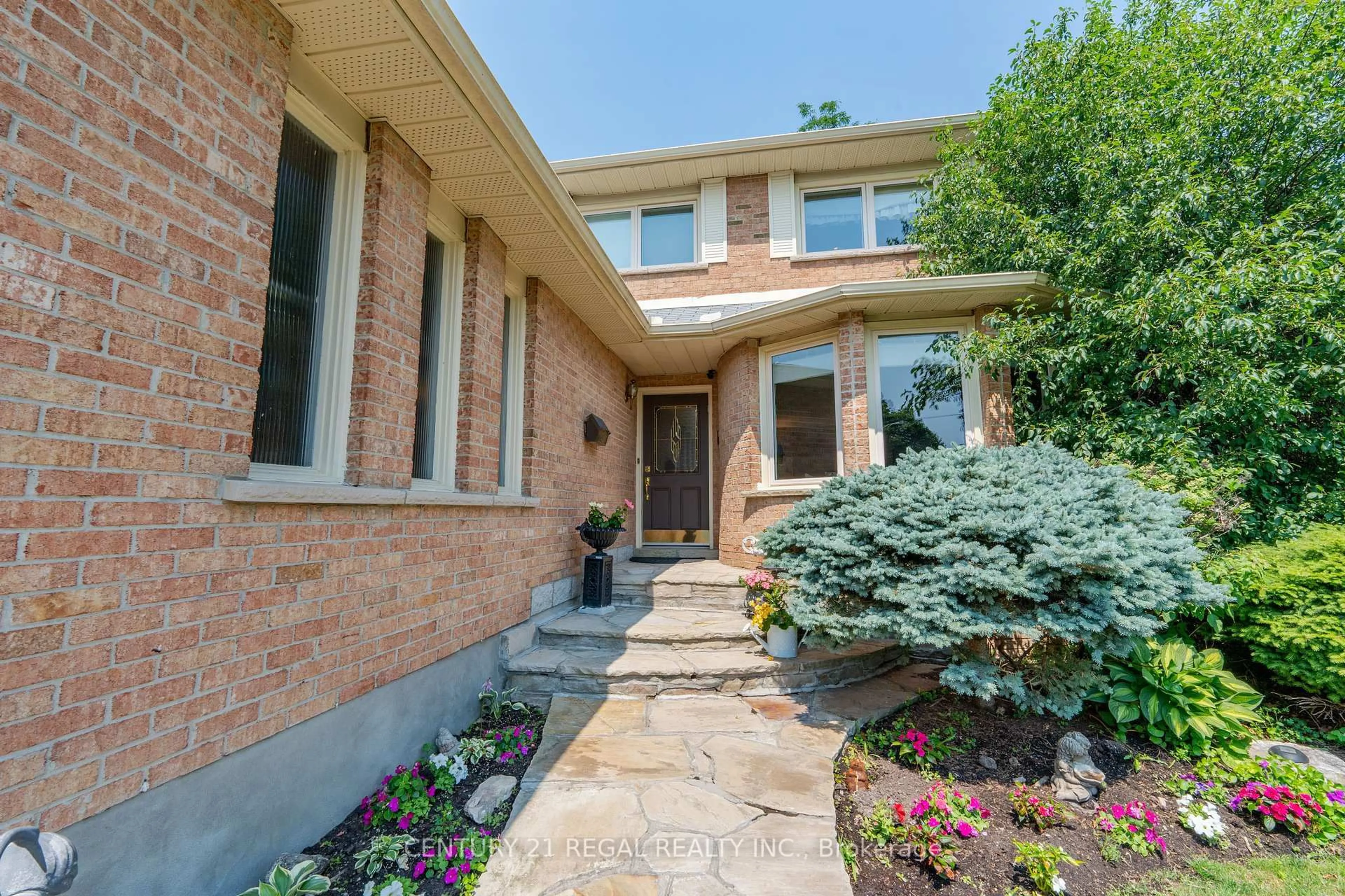 Home with brick exterior material, street for 36 Lindemann St, Markham Ontario L3T 5M8