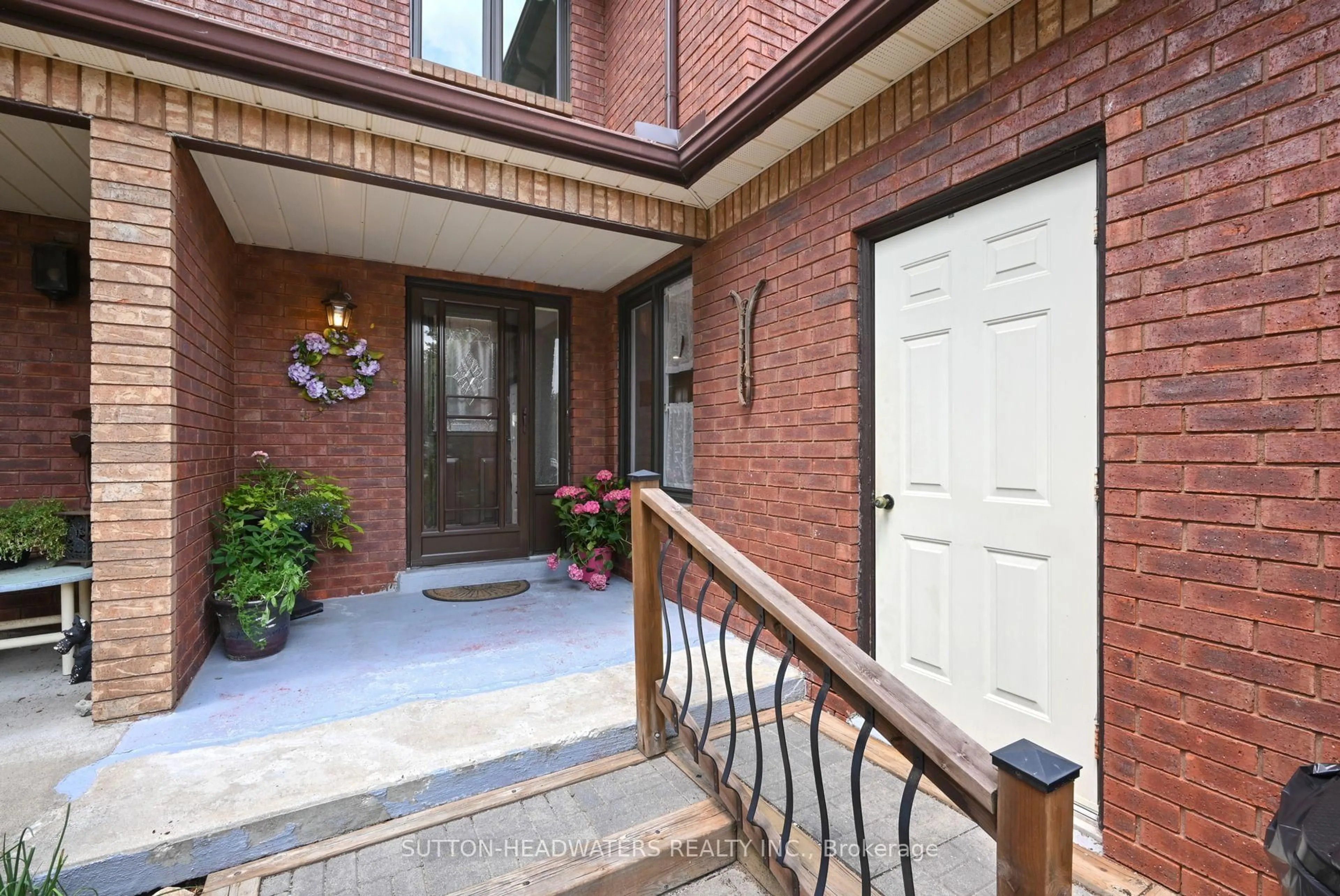 Unknown for 29 Parkette Dr, New Tecumseth Ontario L9R 1S3