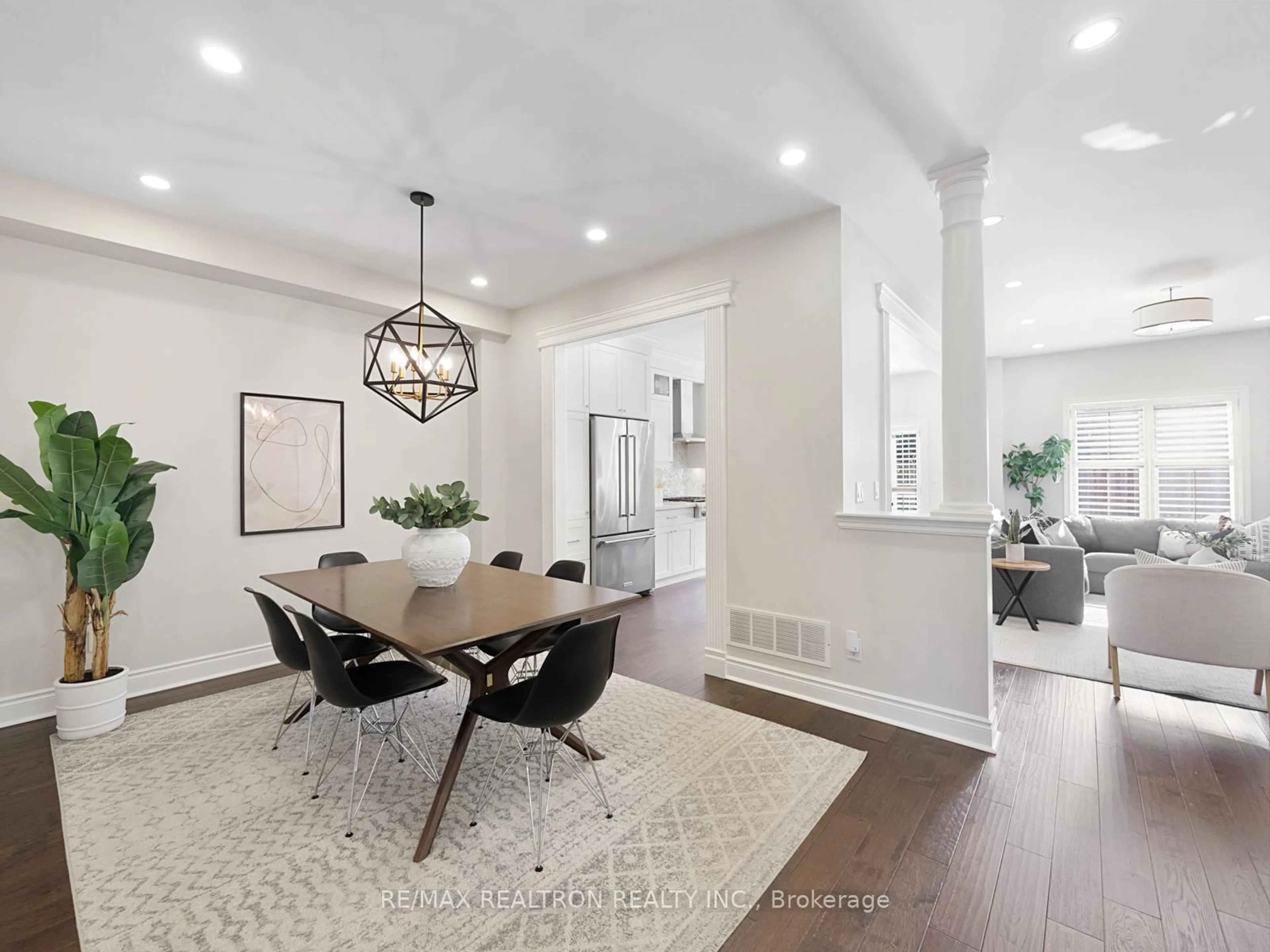 Dining room, unknown for 16 Mistywood Cres, Vaughan Ontario L4J 9E5