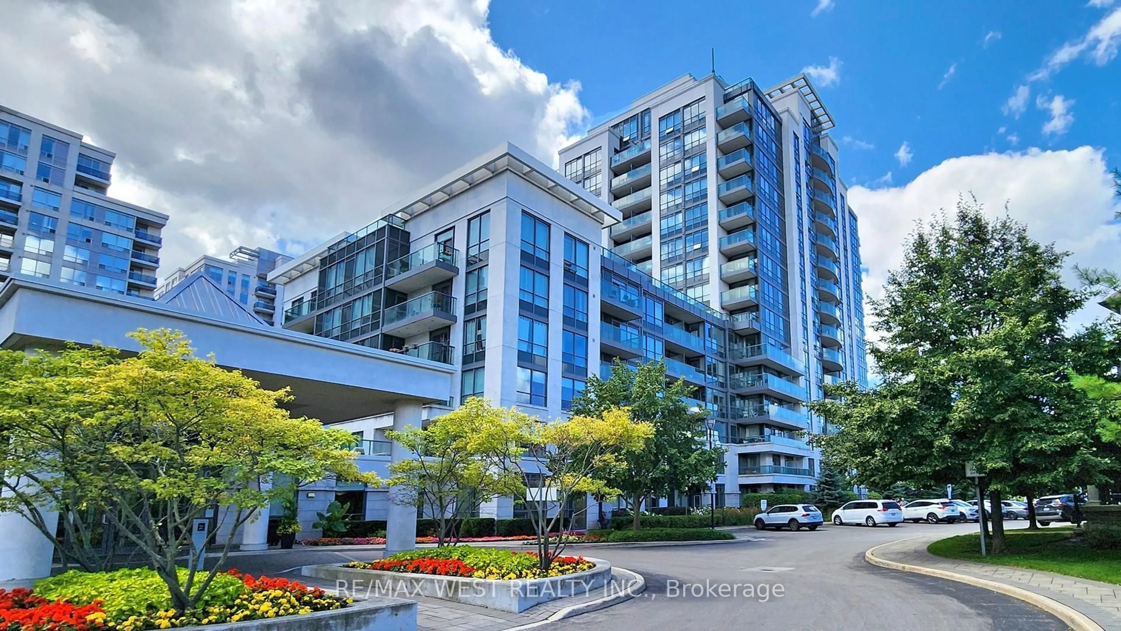Unknown for 30 North Park Rd #302, Vaughan Ontario L4J 0G6