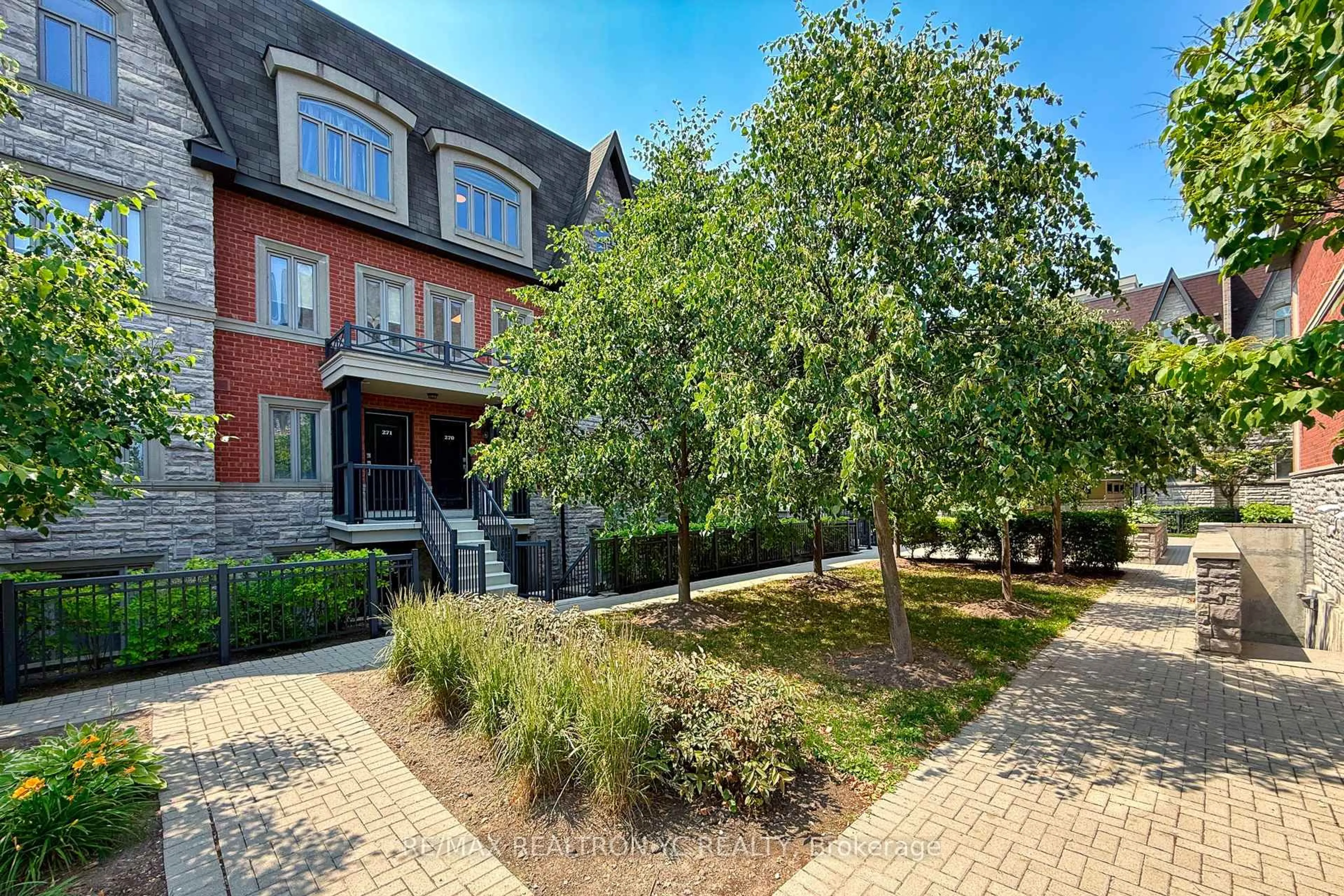 Unknown for 322 John St #270, Markham Ontario L3T 0B1