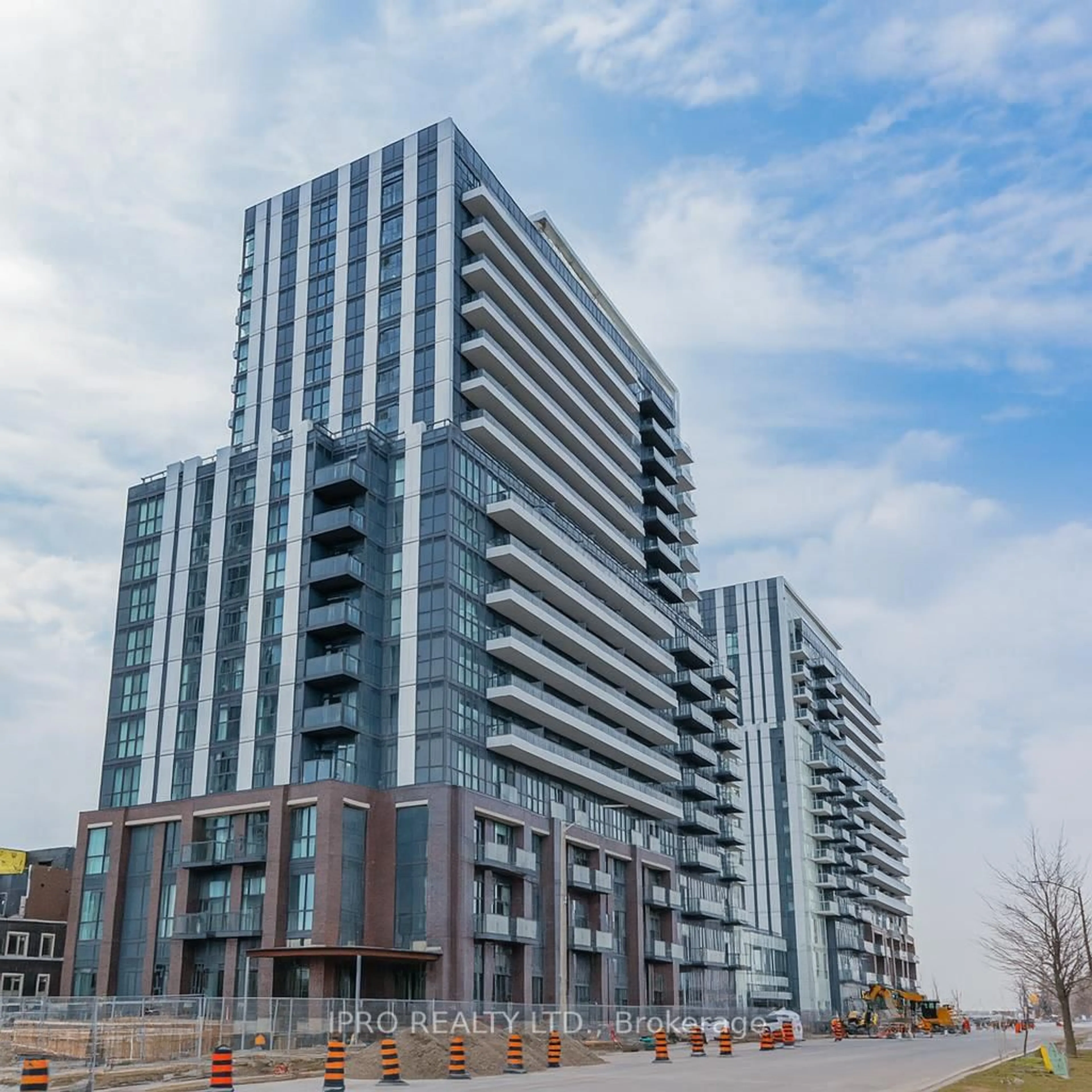Unknown for 38 Honeycrisp Cres #1011, Vaughan Ontario L4K 5C3