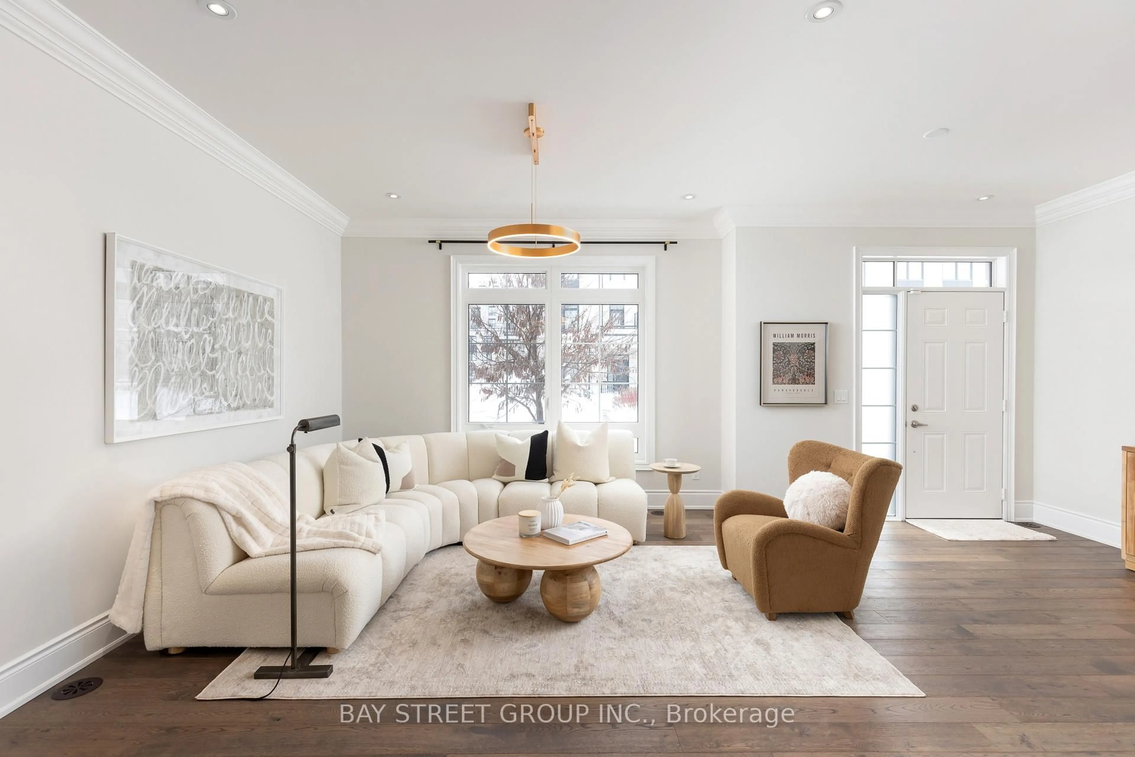 Living room with furniture, unknown for 1 James Connoly Way, Markham Ontario L3R 2E1