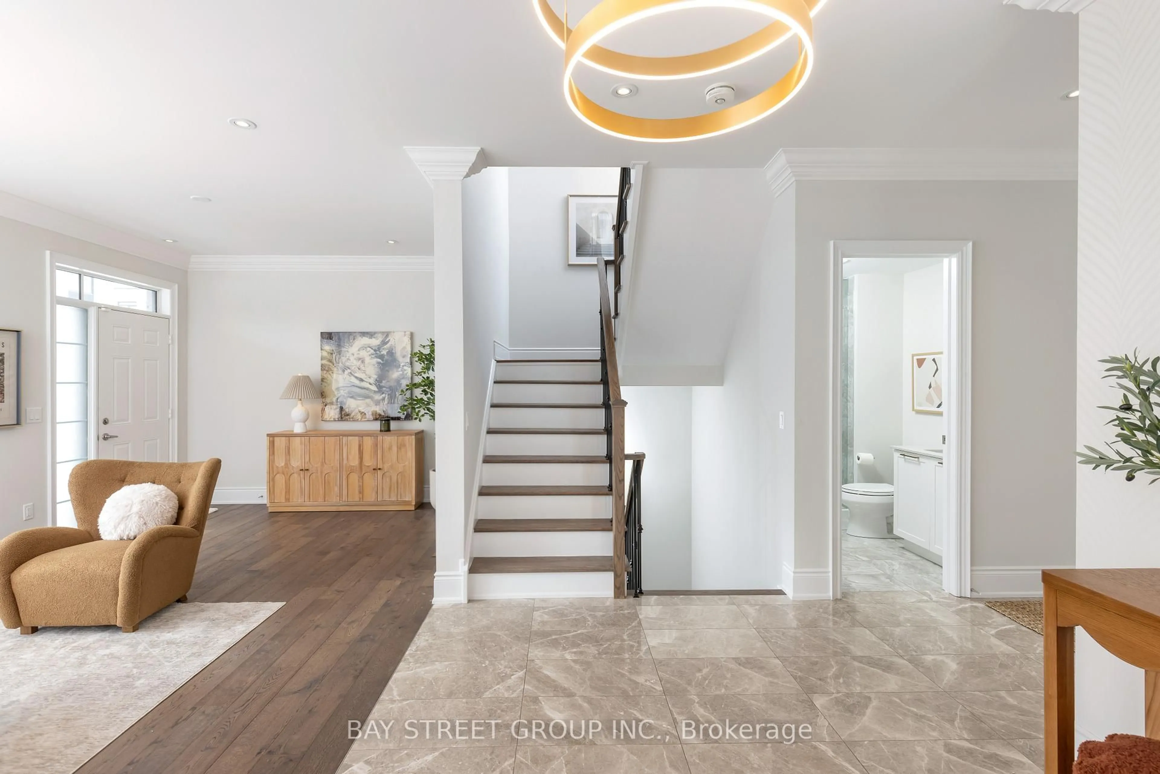 Indoor entryway for 1 James Connoly Way, Markham Ontario L3R 2E1