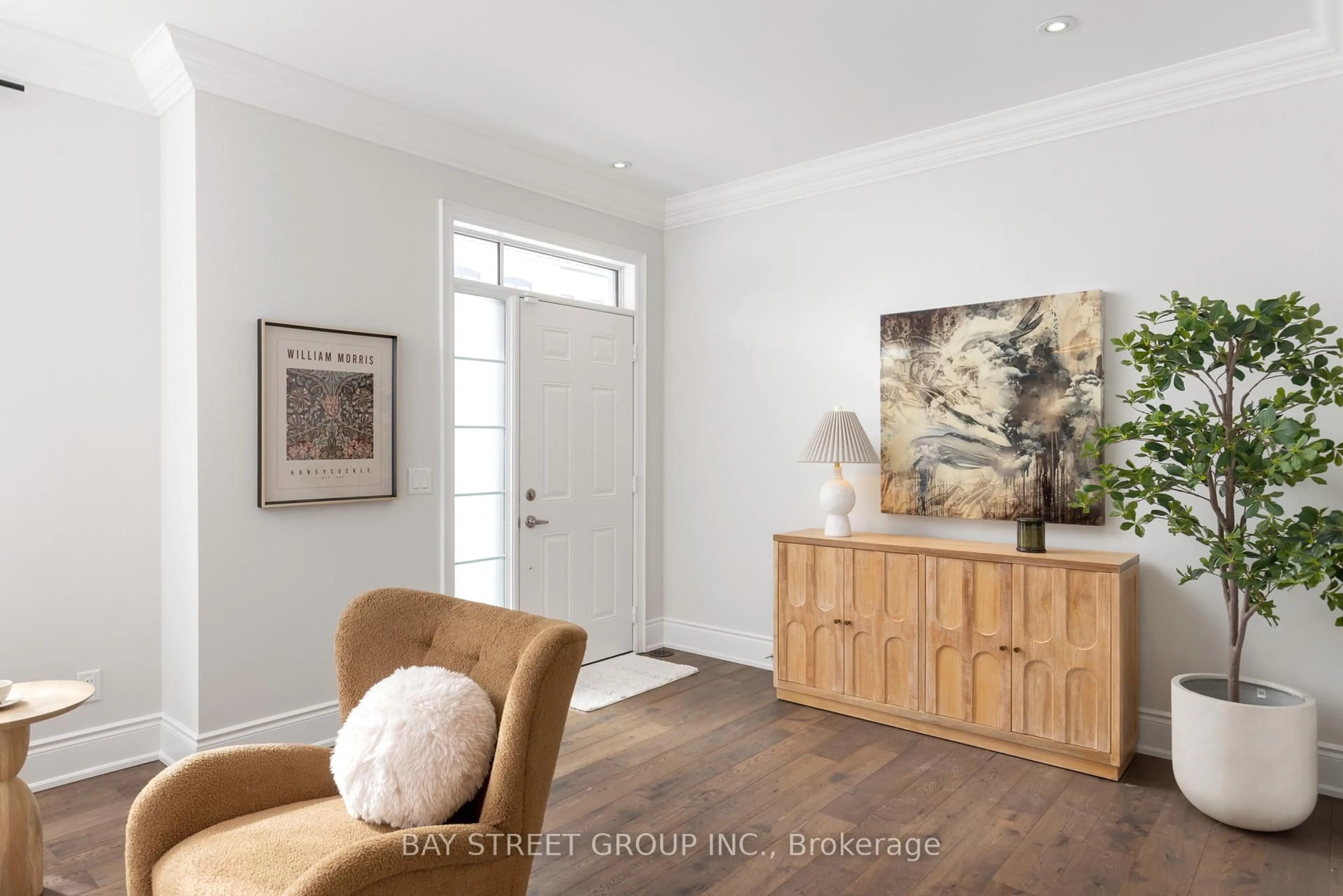 Indoor entryway for 1 James Connoly Way, Markham Ontario L3R 2E1