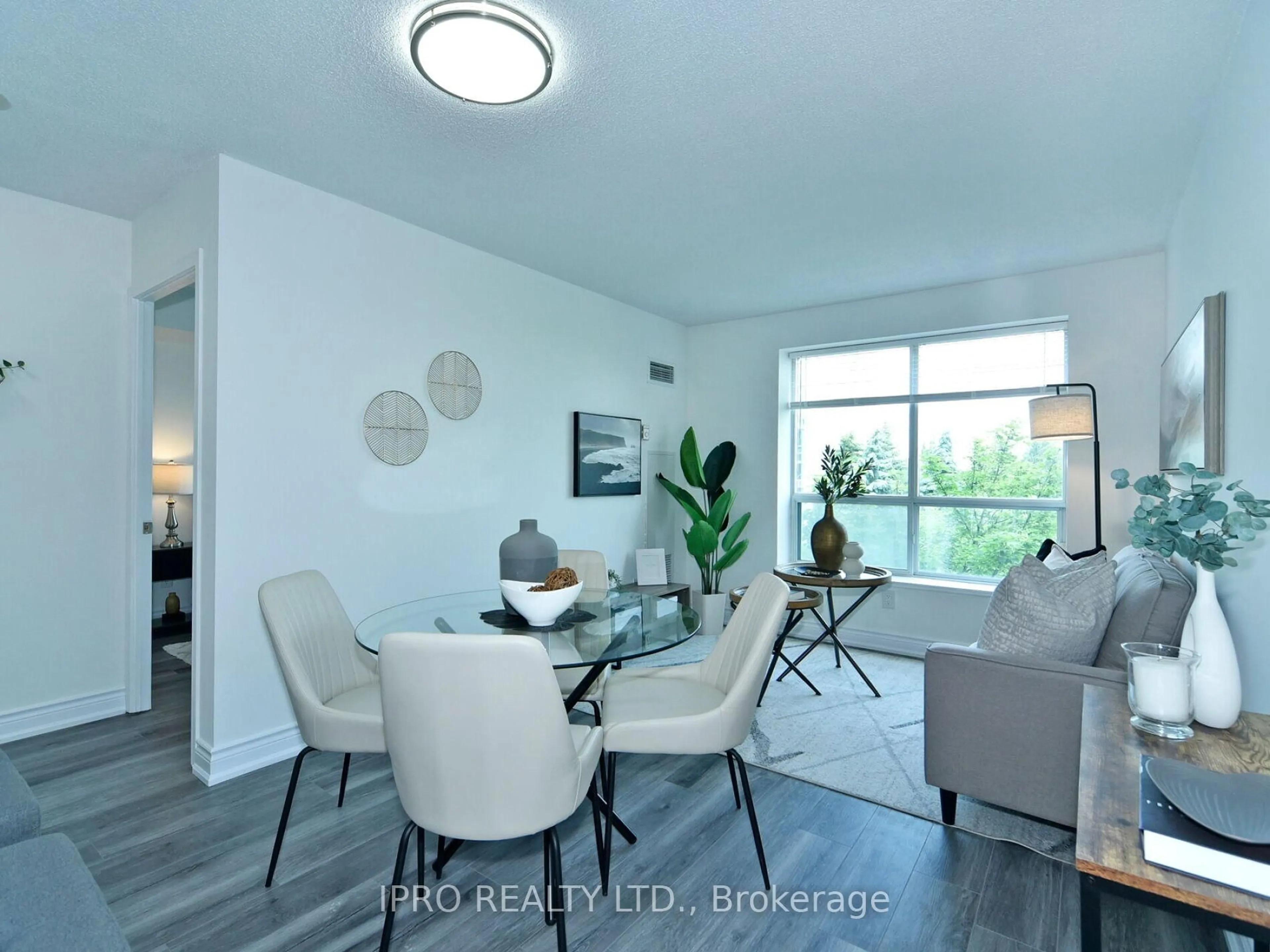 Dining room, unknown for 51 Baffin Crt #501, Richmond Hill Ontario L4B 4P6