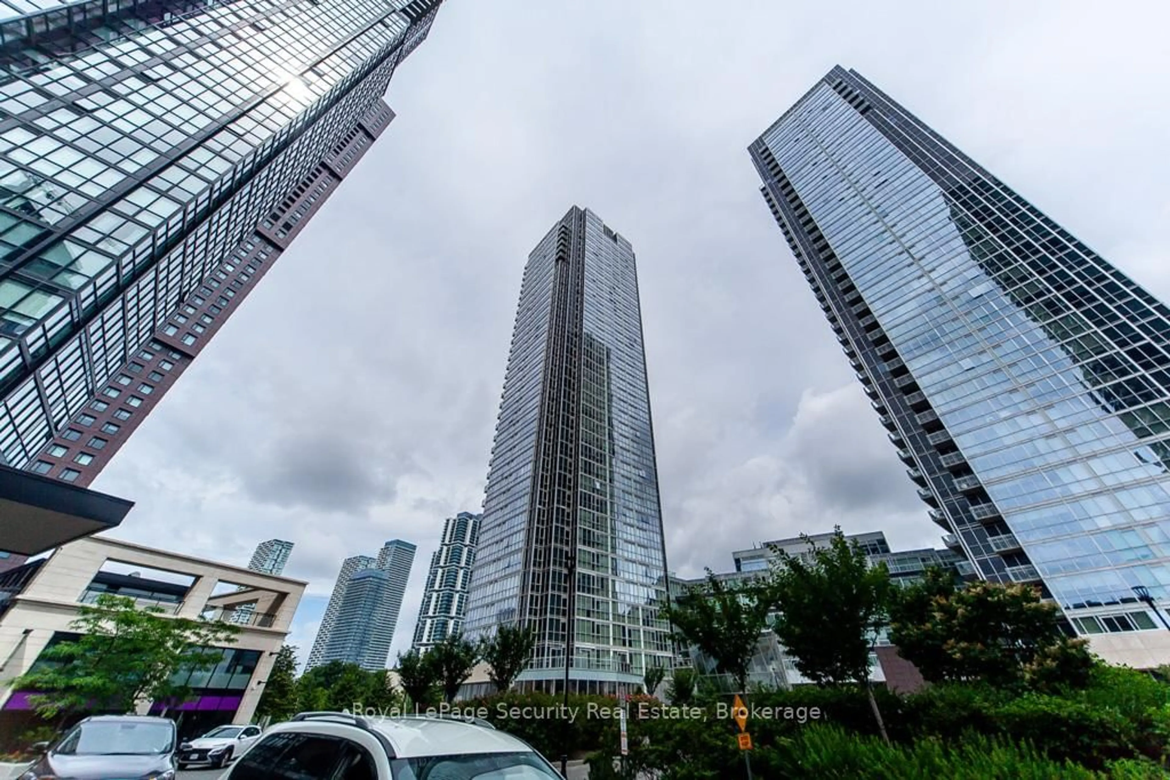 Unknown for 2916 Highway 7 Rd #315, Vaughan Ontario L4K 0K5