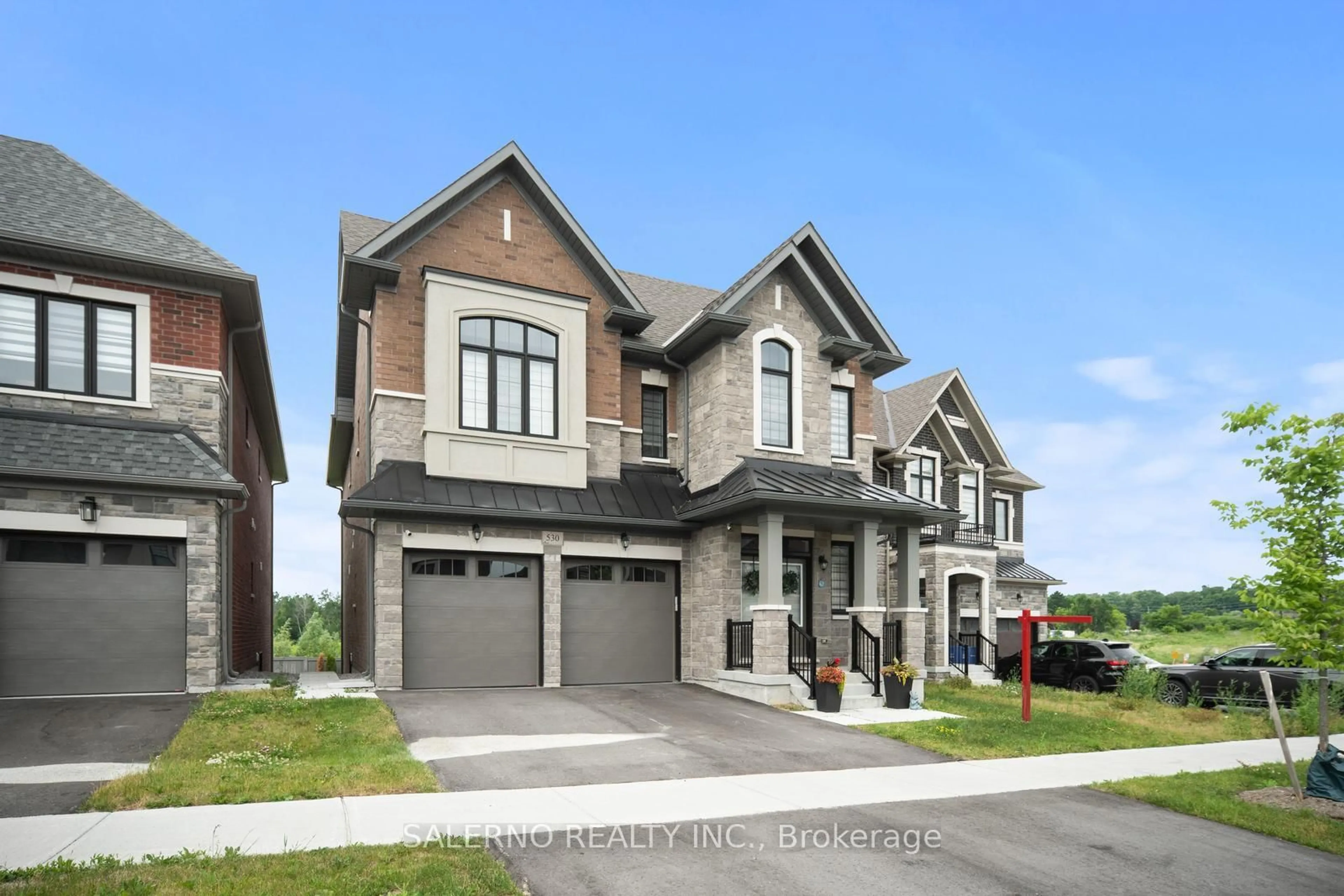 Home with brick exterior material, street for 530 Kleinburg Summit Way, Vaughan Ontario L4H 4T5