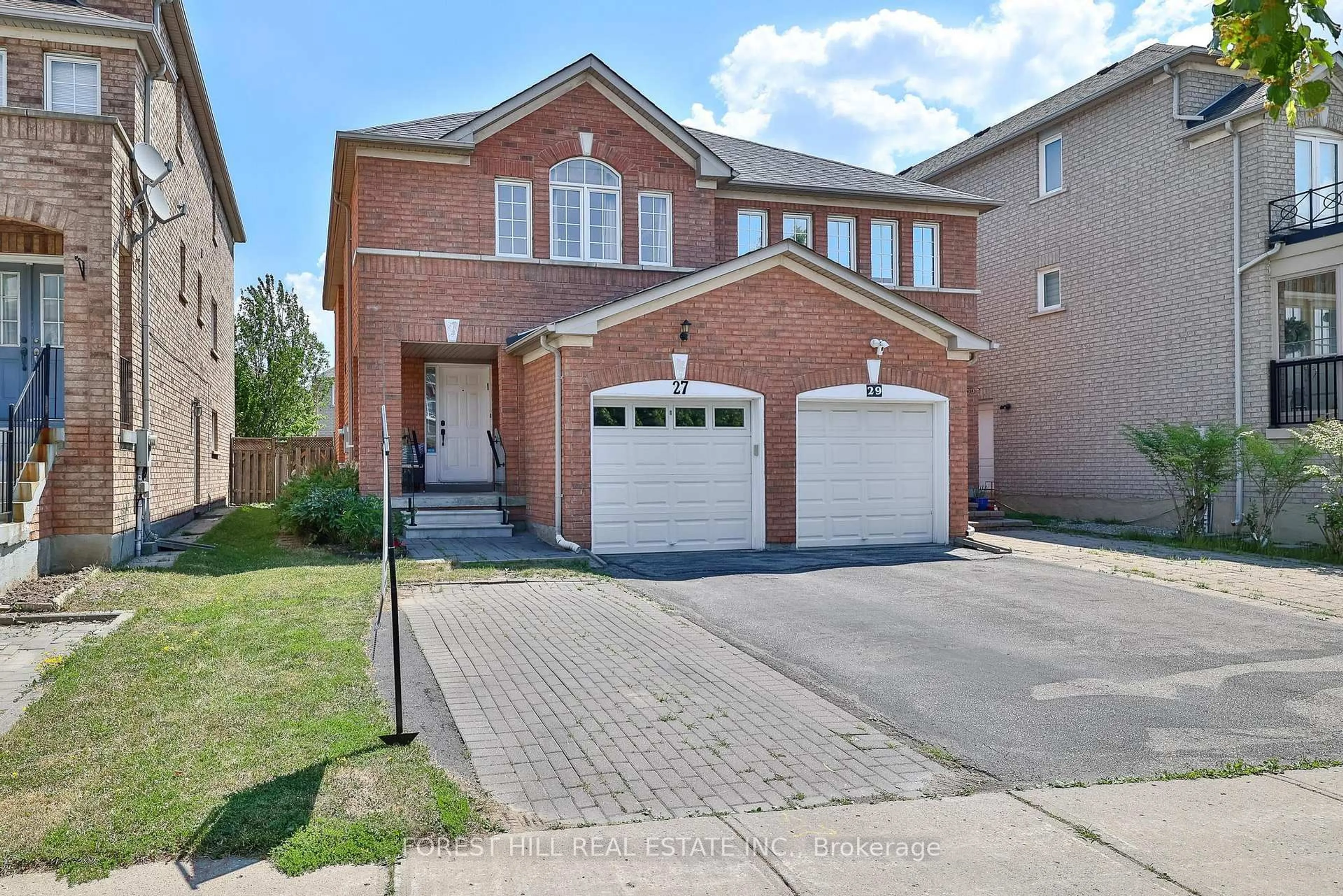 Home with brick exterior material, street for 27 Yellowood Circ, Vaughan Ontario L4J 8M1