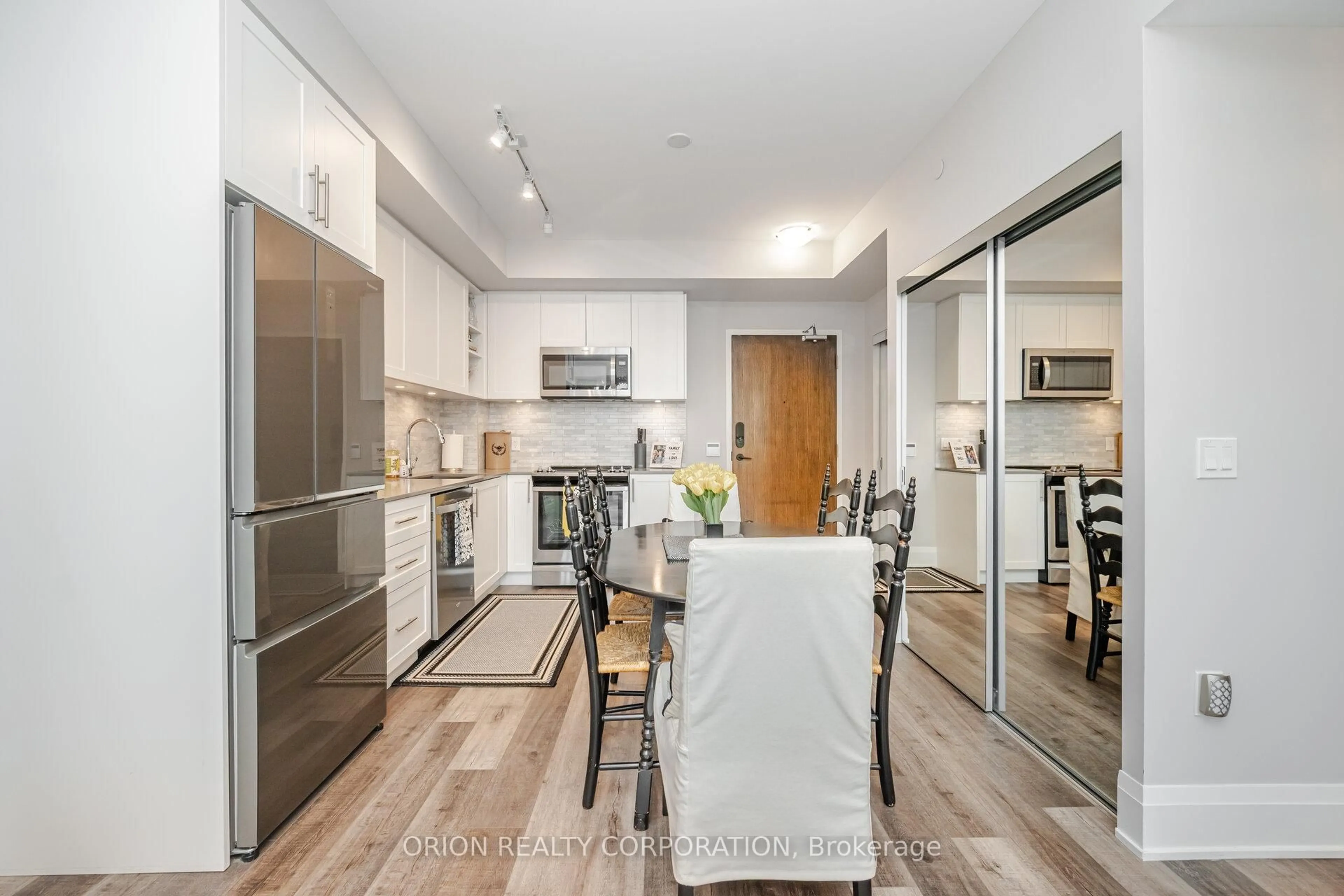 Open concept kitchen, unknown for 100 Eagle Rock Way #303, Vaughan Ontario L6A 5B9
