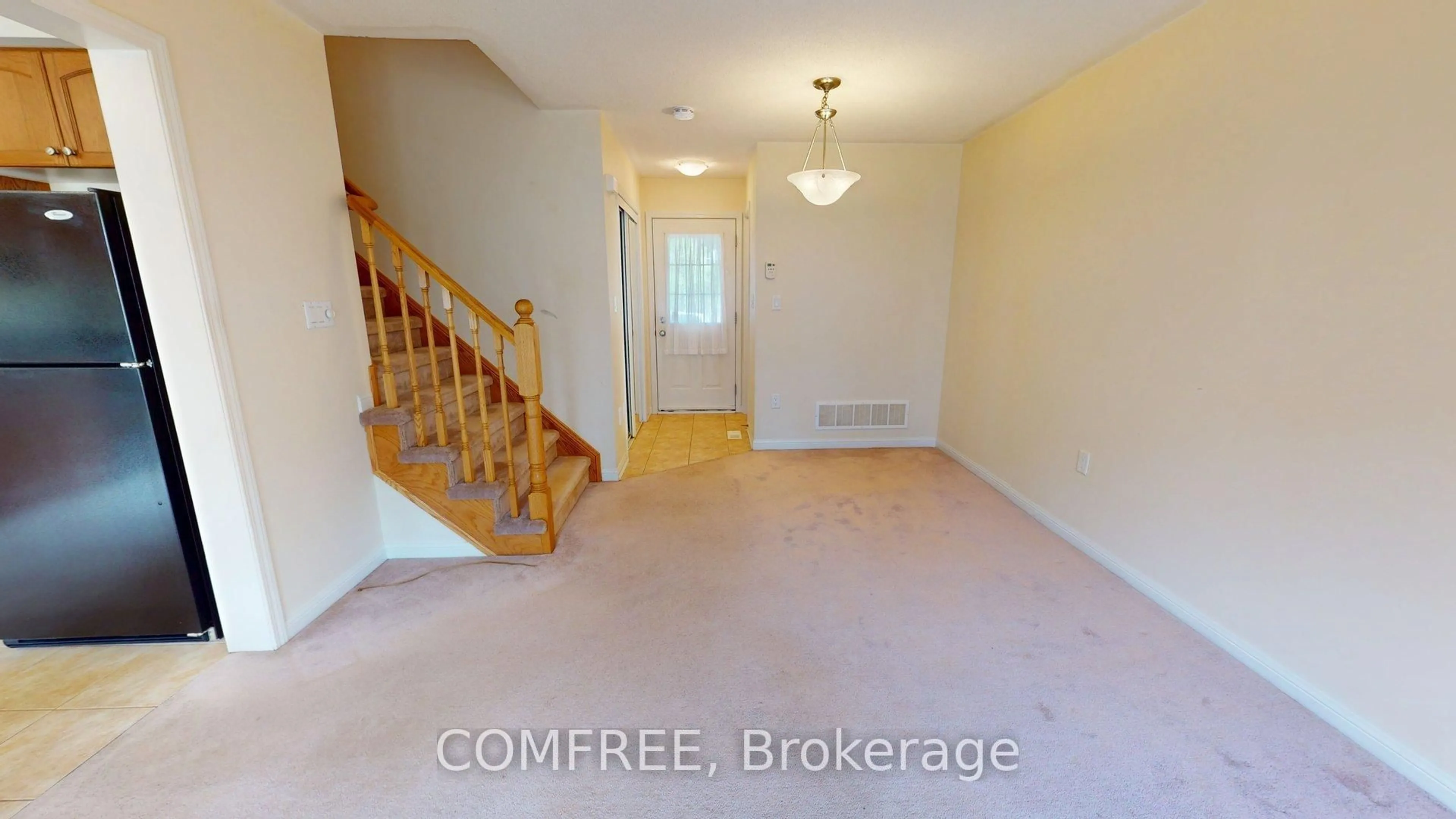A pic of a room for 20 Steele St, New Tecumseth Ontario L9R 0E6