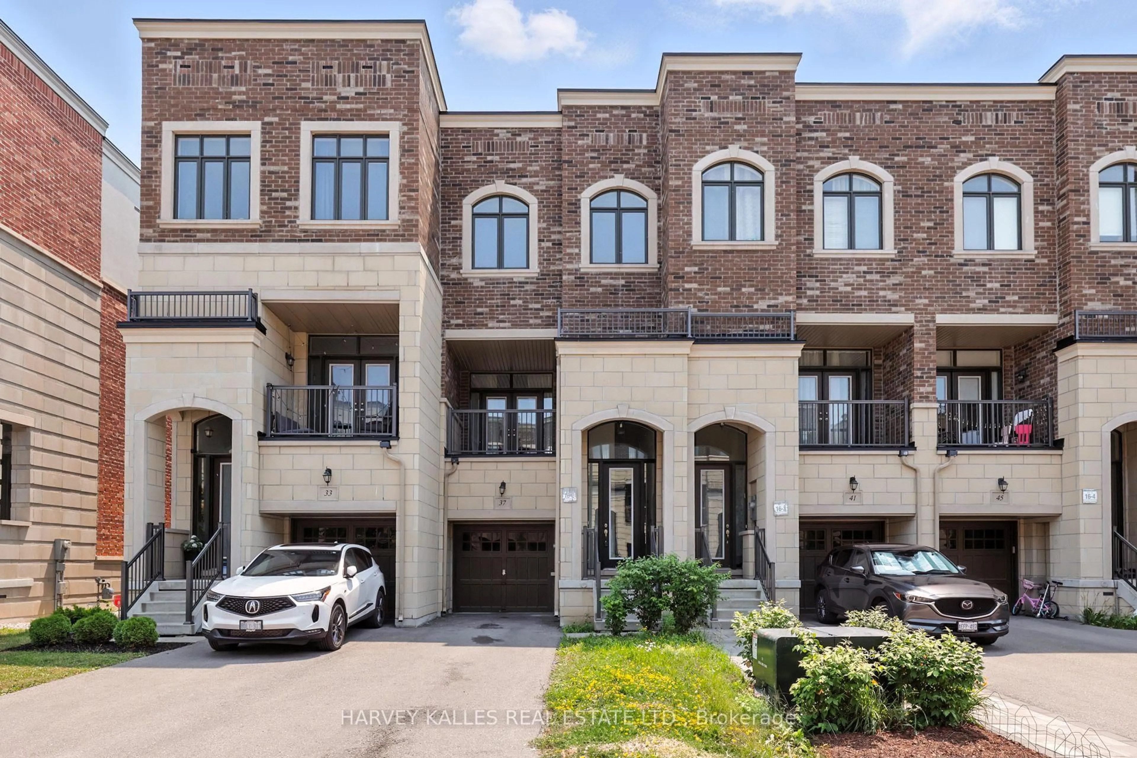 Home with brick exterior material, street for 37 Arianna Cres, Vaughan Ontario L6A 4Z9