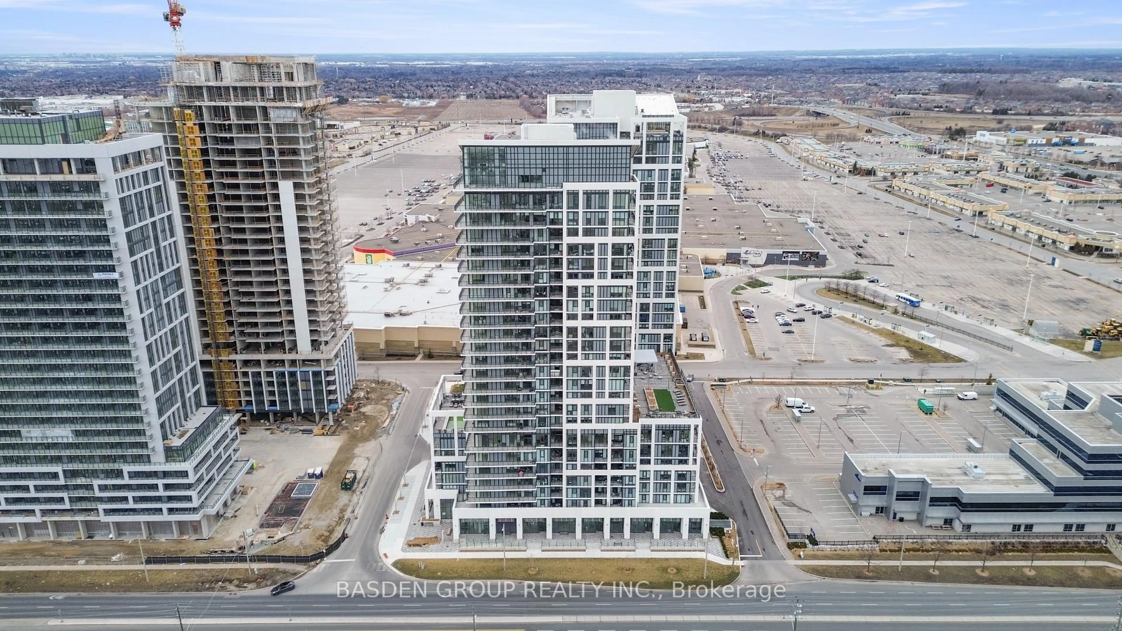 A pic from outside/outdoor area/front of a property/back of a property/a pic from drone, city buildings view from balcony for 9000 Jane St #814, Vaughan Ontario L4K 0M6