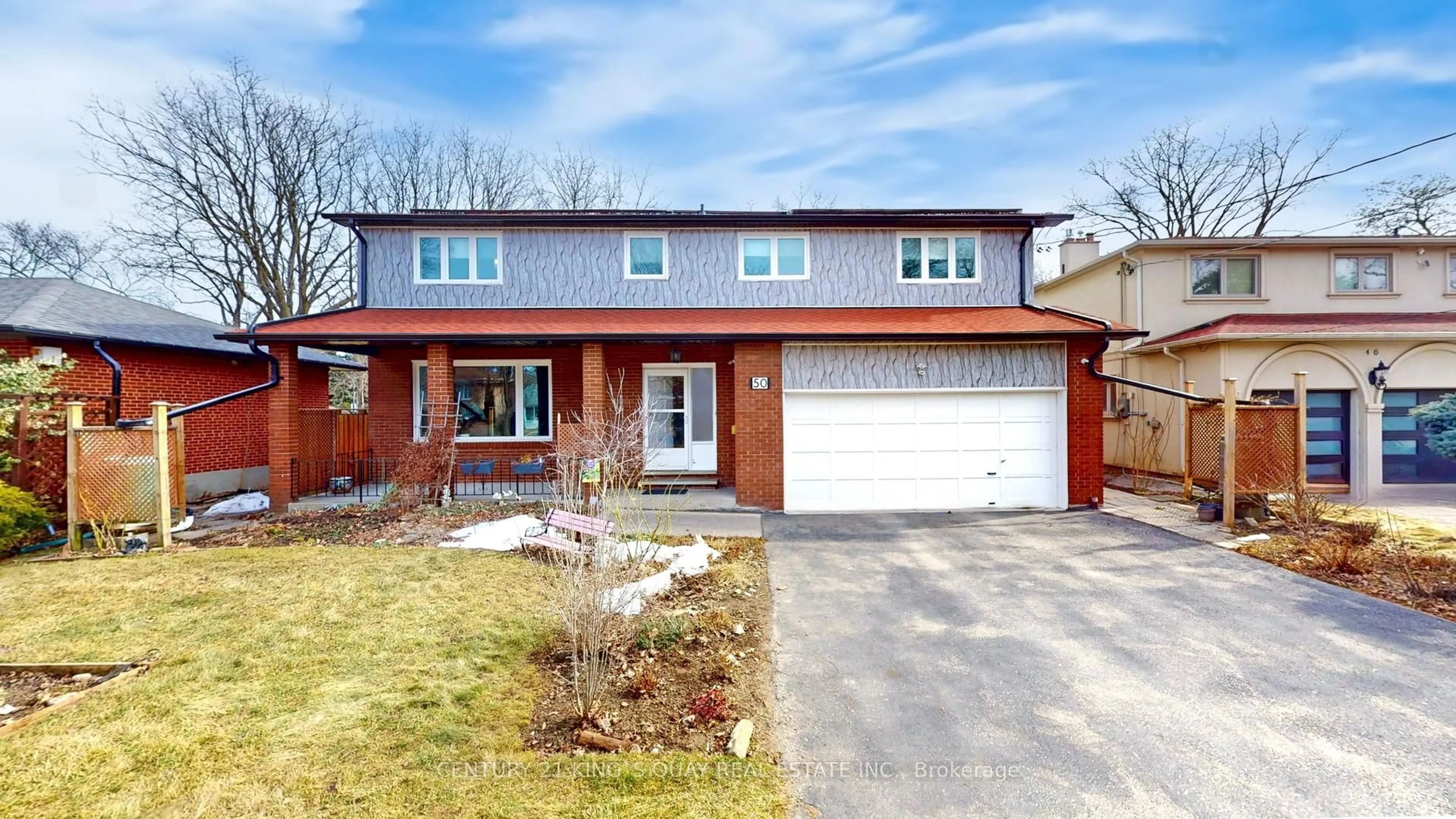 Home with brick exterior material, street for 50 Bedford Park Ave, Richmond Hill Ontario L4C 2N8