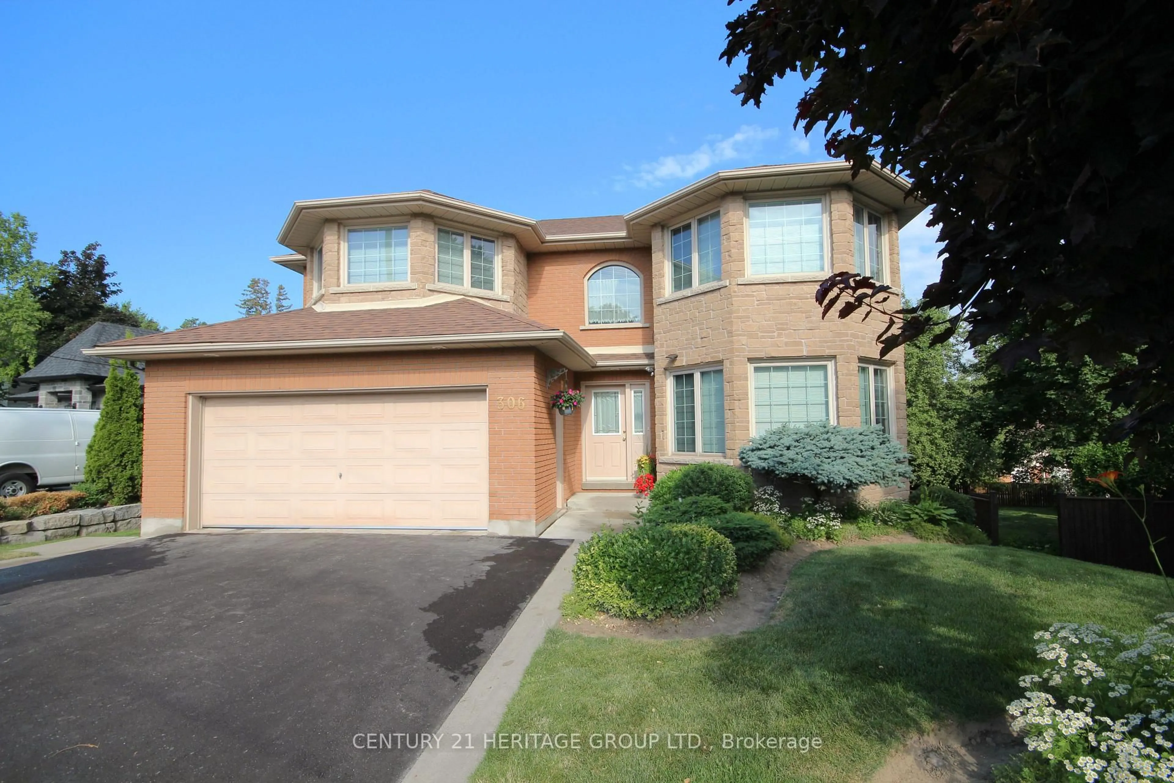 Unknown for 306 Simcoe Rd, Bradford West Gwillimbury Ontario L3Z 1Y9