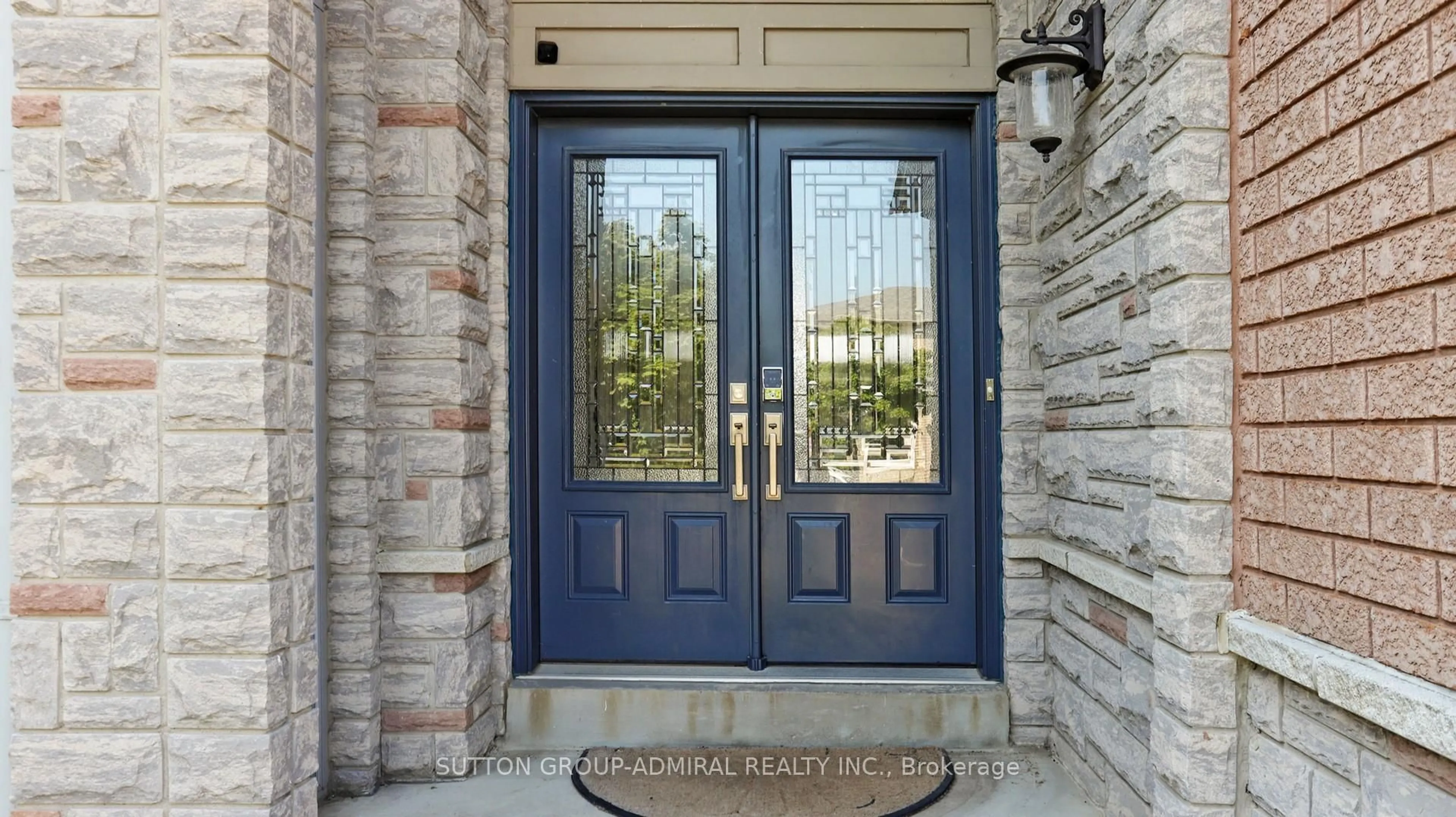 Indoor entryway for 179 Alpine Cres, Richmond Hill Ontario L4S 1W4